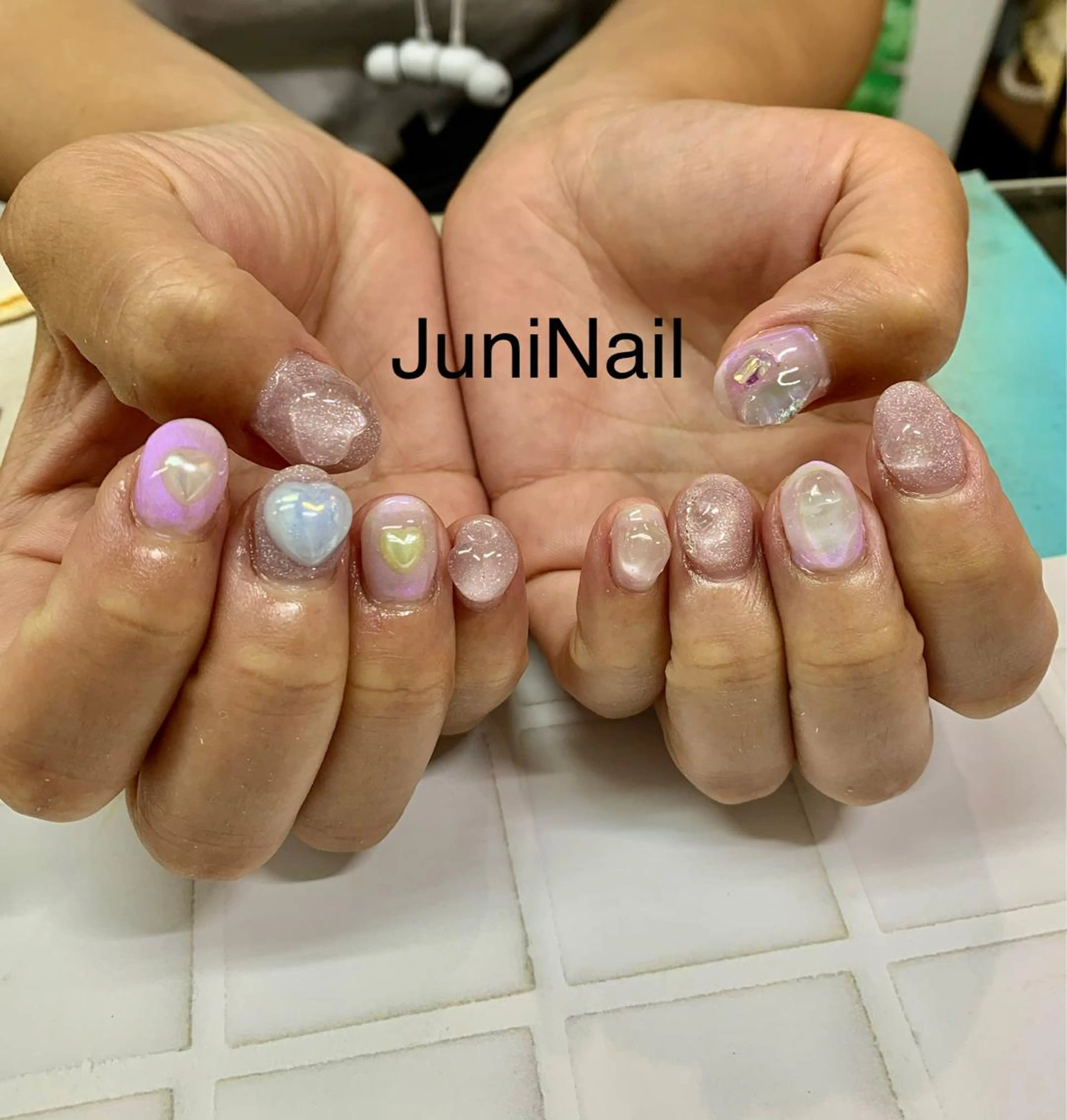 ネイル オーロラネイル クリアネイル フラッシュネイル フレンチネイル 氷ネイル・うるうるネイル ハンドネイル JuniNail韓国 ネイリストsuのネイルデザイン