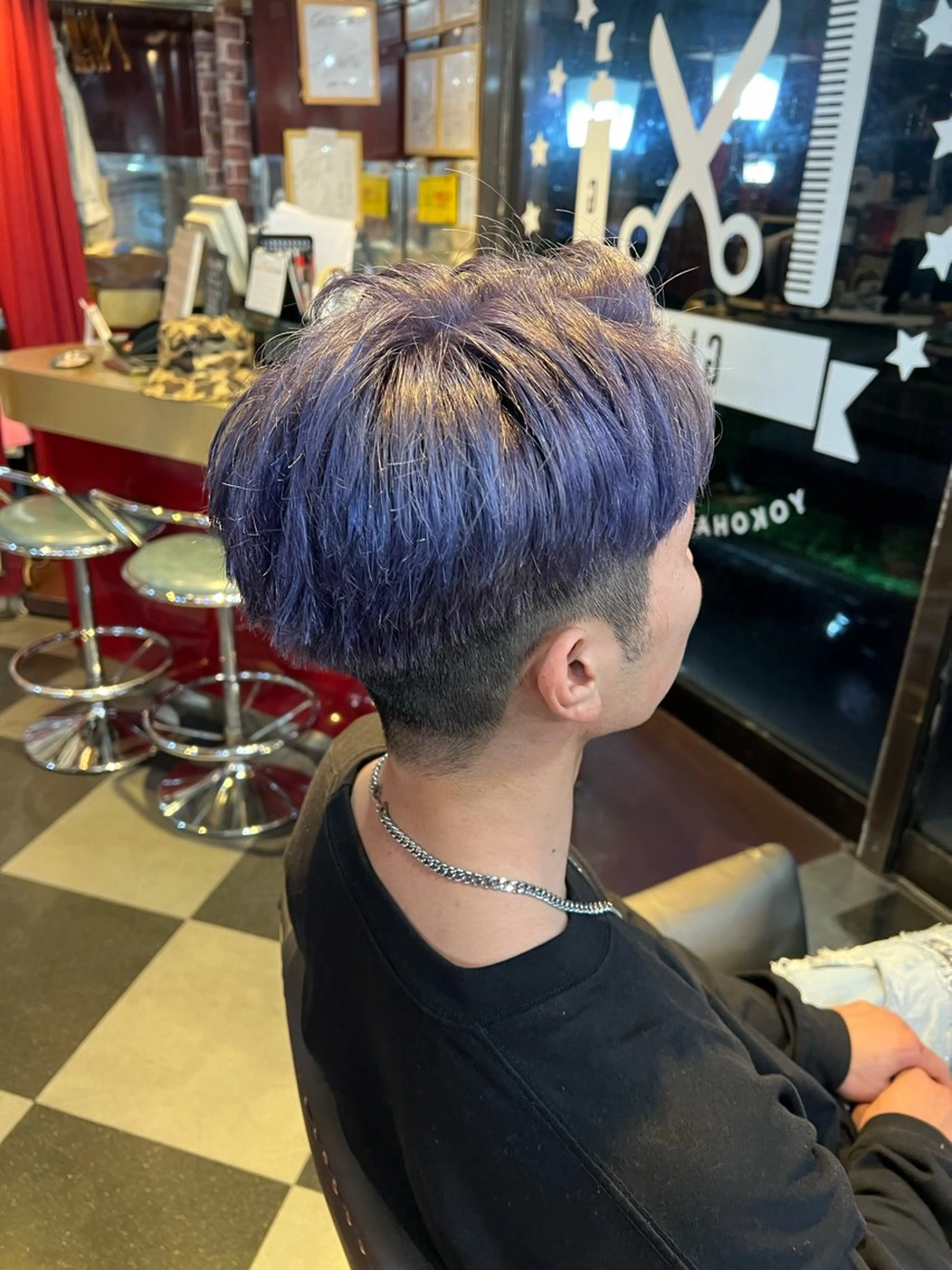 ショート カラー メンズ ヘアカラー ⚡GLITZ⚡️平林 侑馬　特殊/カットのヘアスタイル
