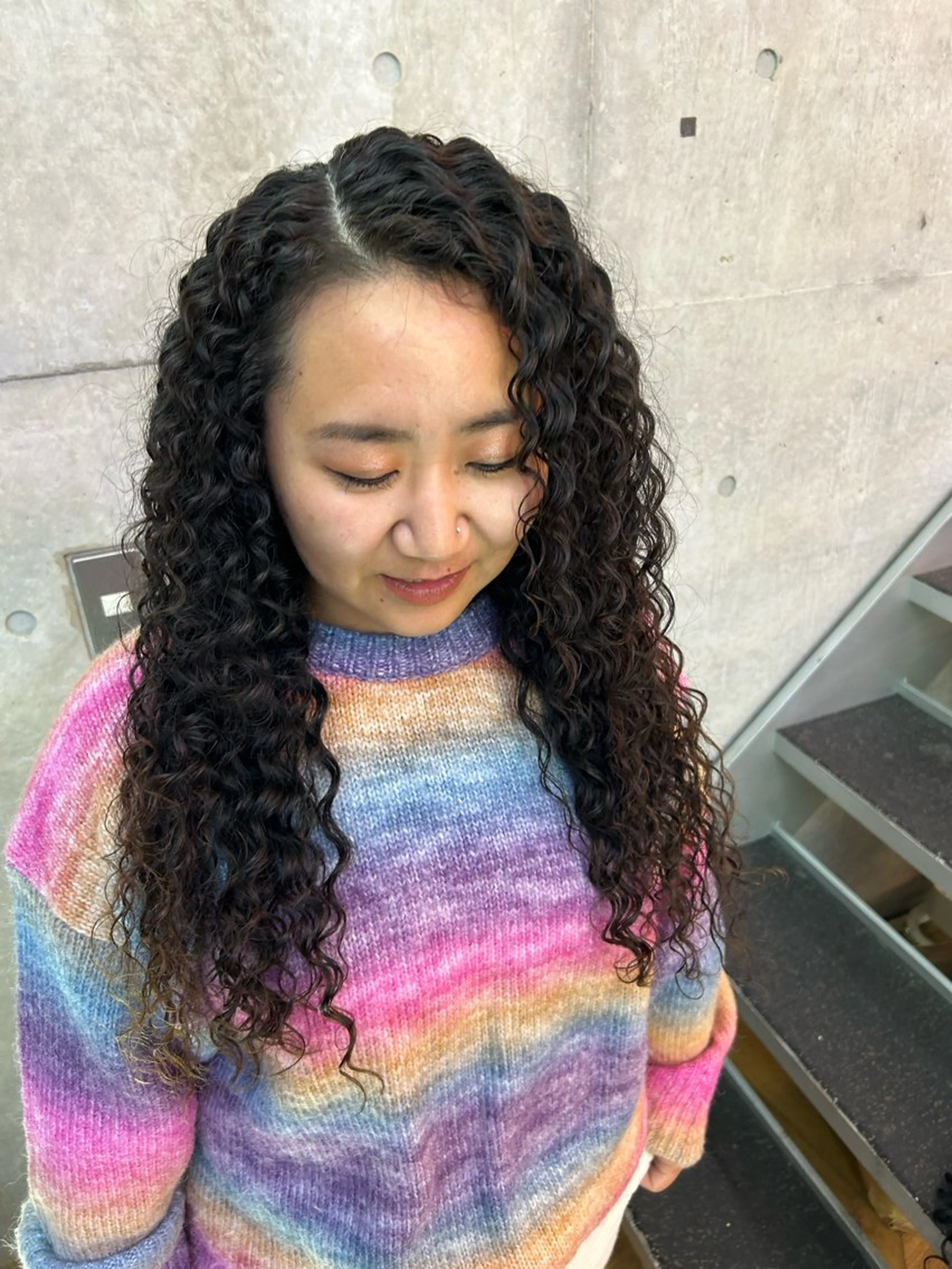 ロング ロング パーマ 濱田 春瑠のヘアスタイル