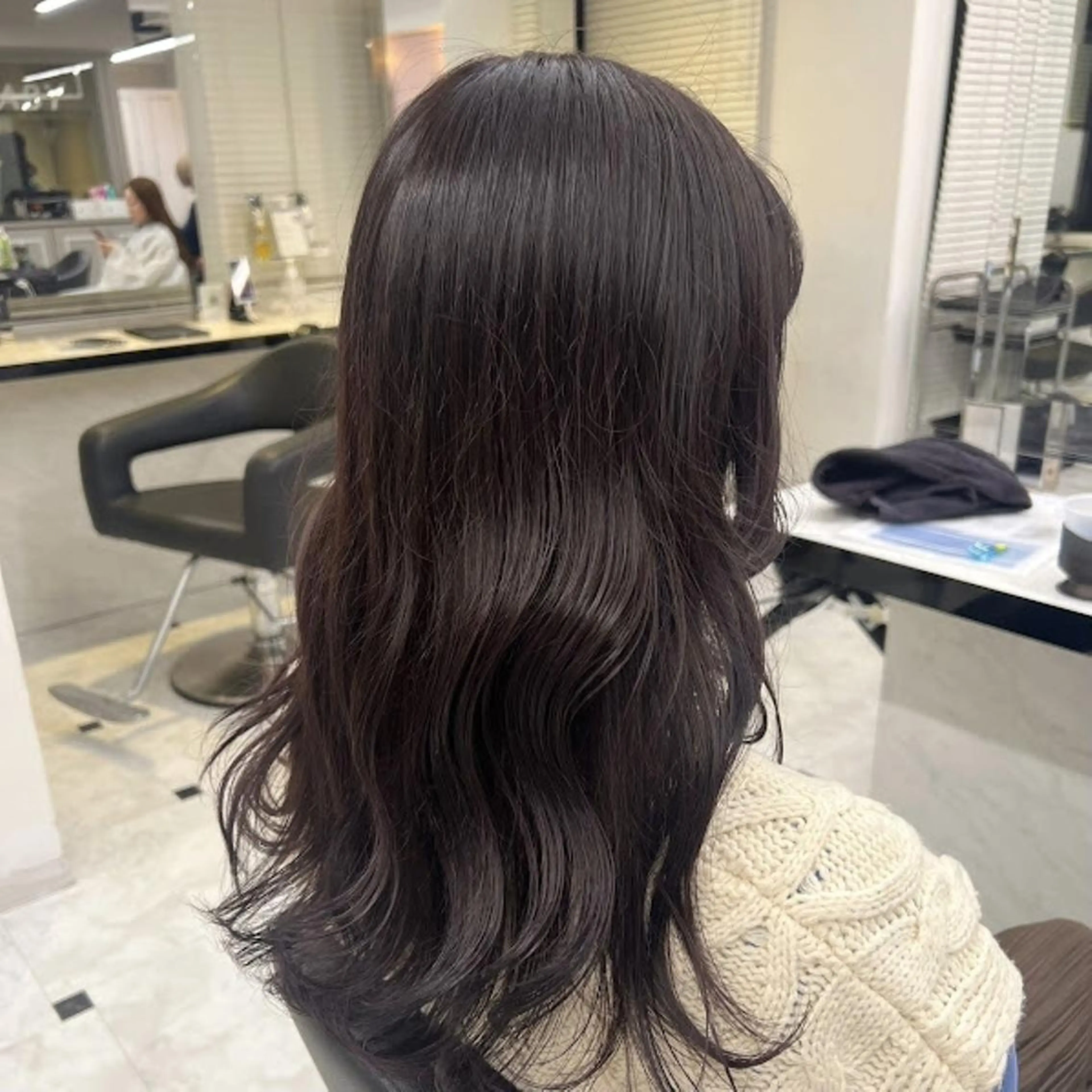 カラー 【公式】DISCO銀 座🪩トレンド🪽のヘアスタイル