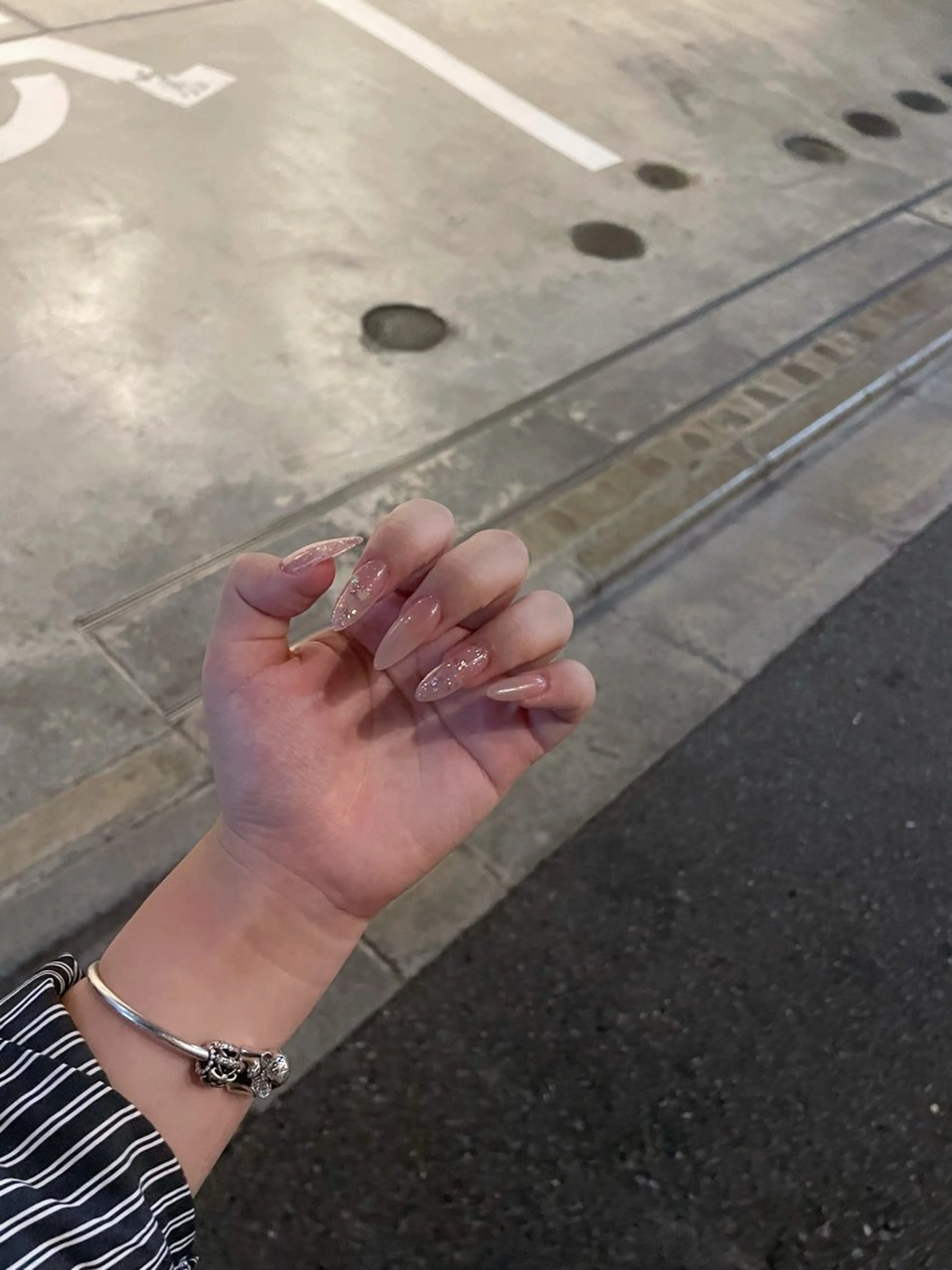 ネイル ハンドネイル パラジェル登録店　Nailsalon Amour  上野湯島店所属・🫧 はる🩵のネイルデザイン