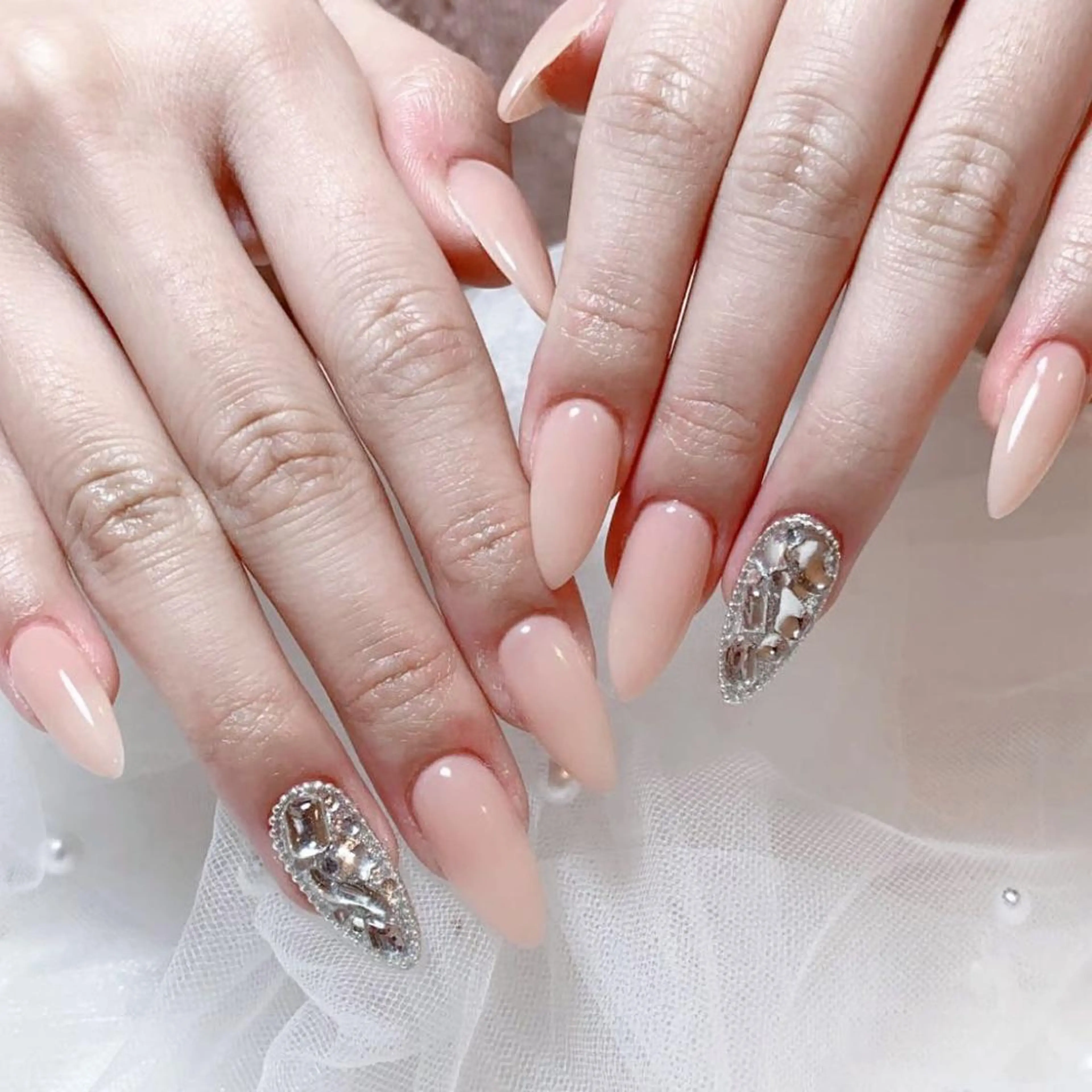 ネイル ハンドネイル NAILサロン 木にいるのネイルデザイン