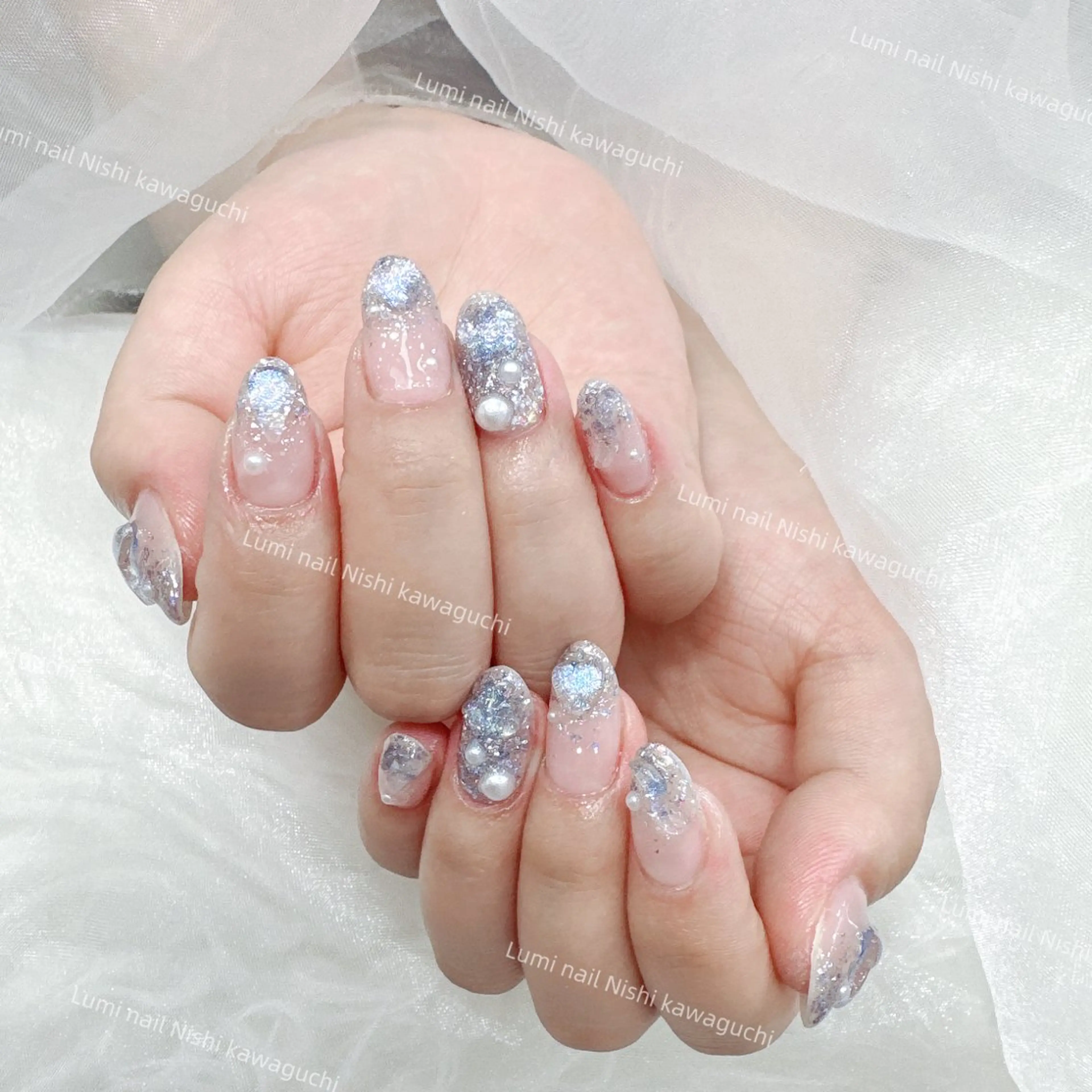 ネイル フットネイル ジェルネイル キラキラネイル オフィスネイル ピンク Lumiネイルサロン所属・Lumi Nail Salonのネイルデザイン