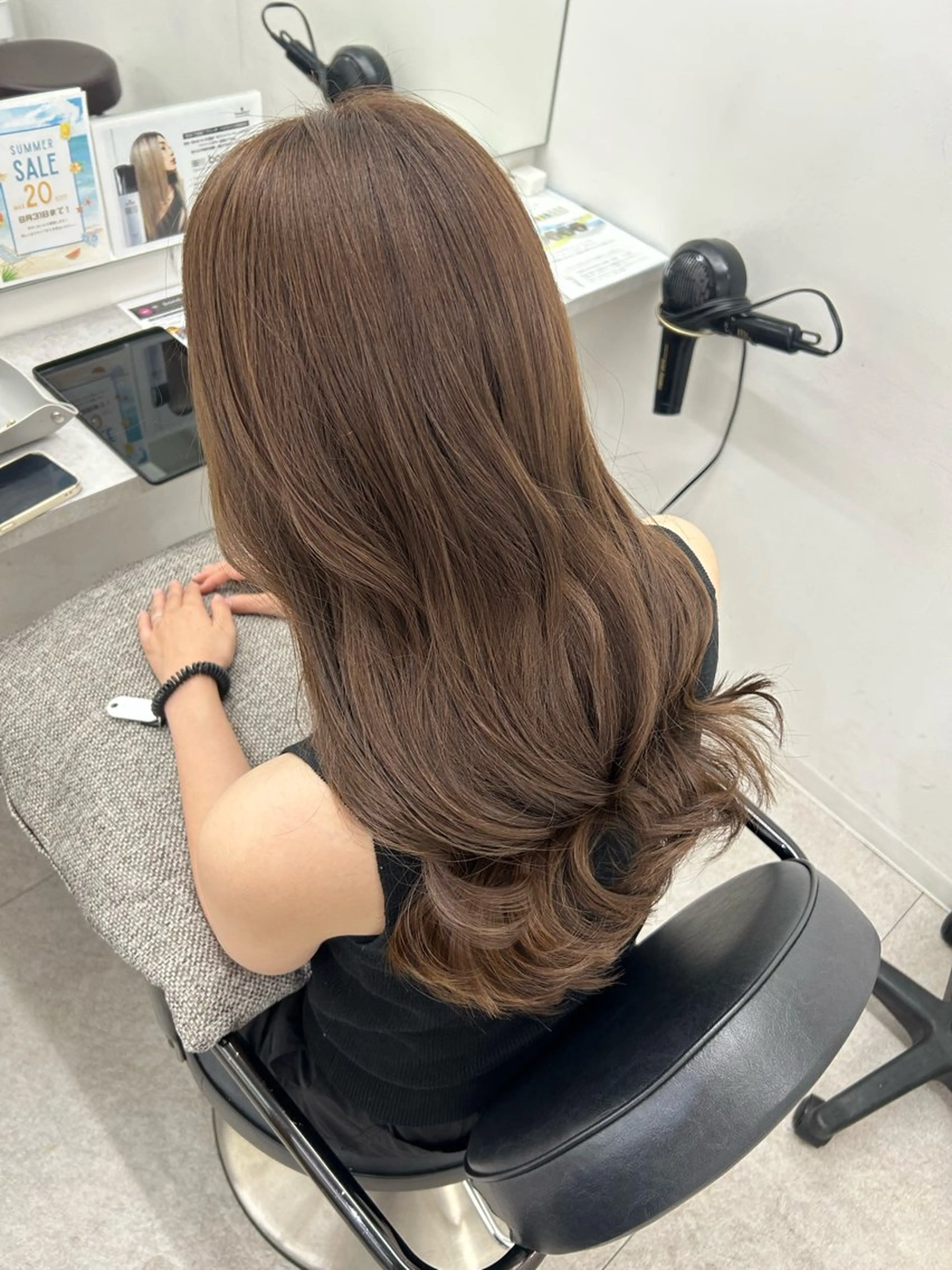 セミロング カラー ベージュカラー 透明感カラー イルミナカラー カット ヘアカラー トリートメント 髪質改善/縮毛矯正 🫧RISA🎀のヘアスタイル
