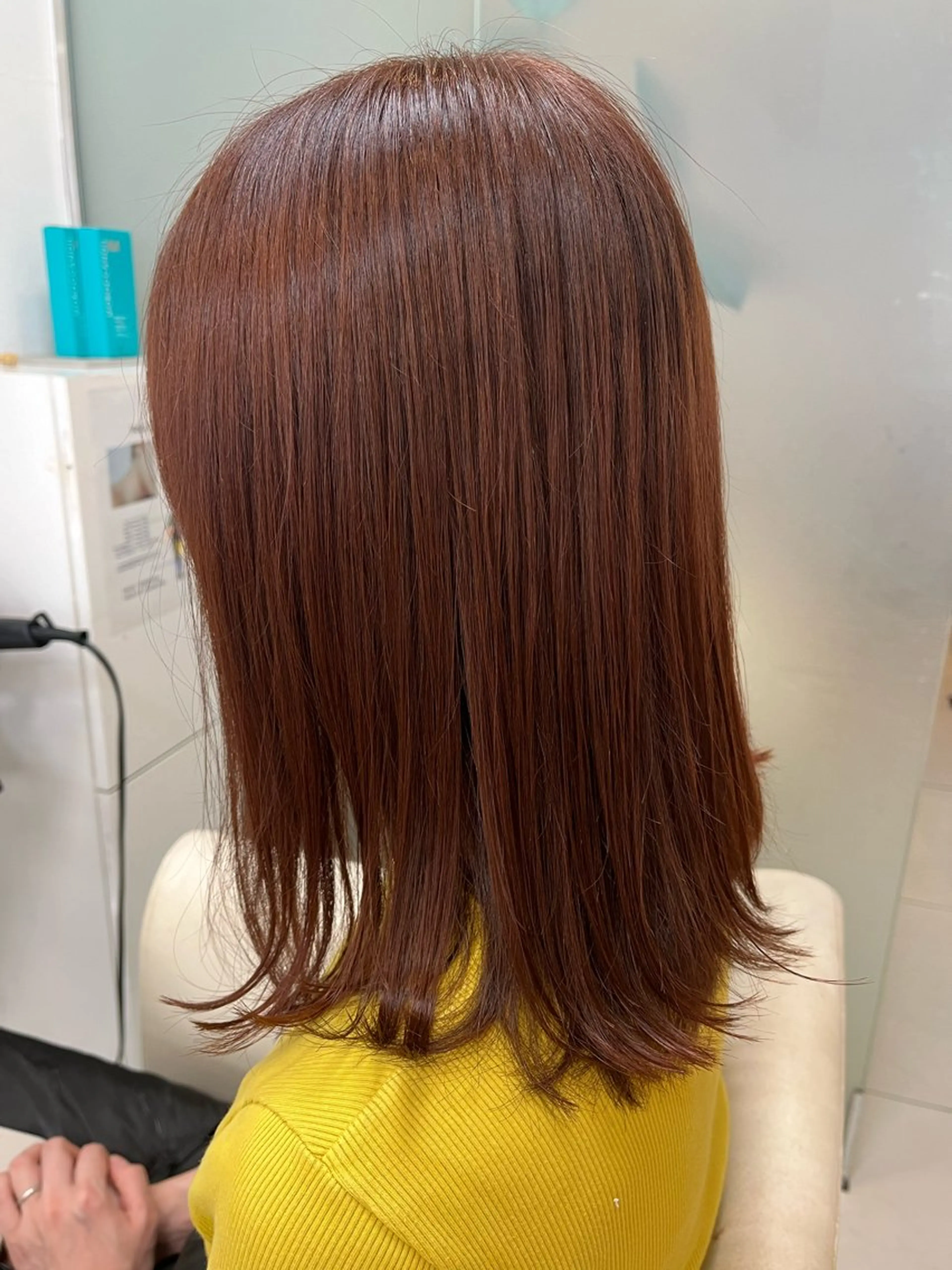 ミディアム カラー ヘアケアベースウィズ所属・柳川 玲也のヘアスタイル