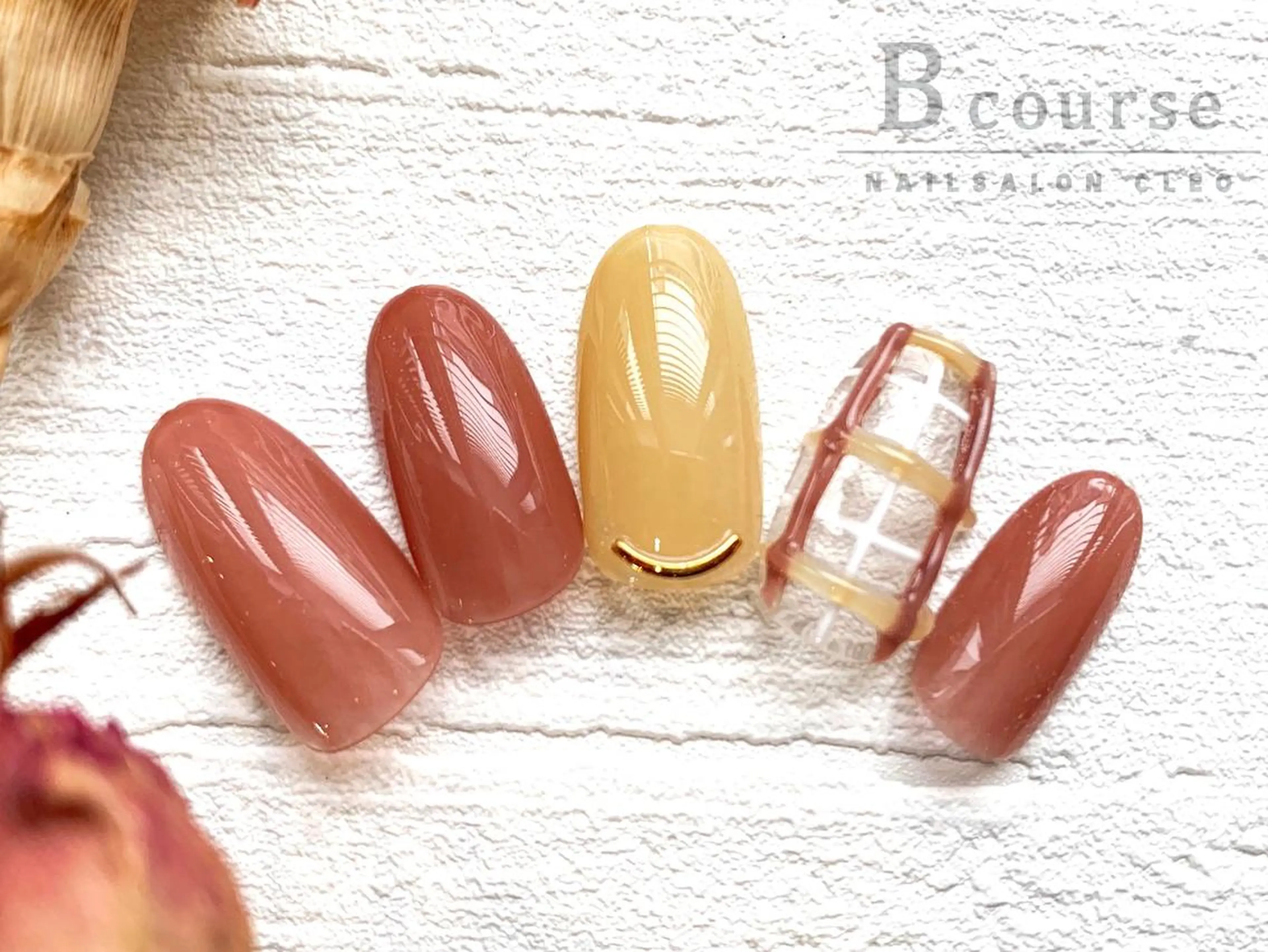 ネイル Cleo伏見店🌿 Momokaのネイルデザイン