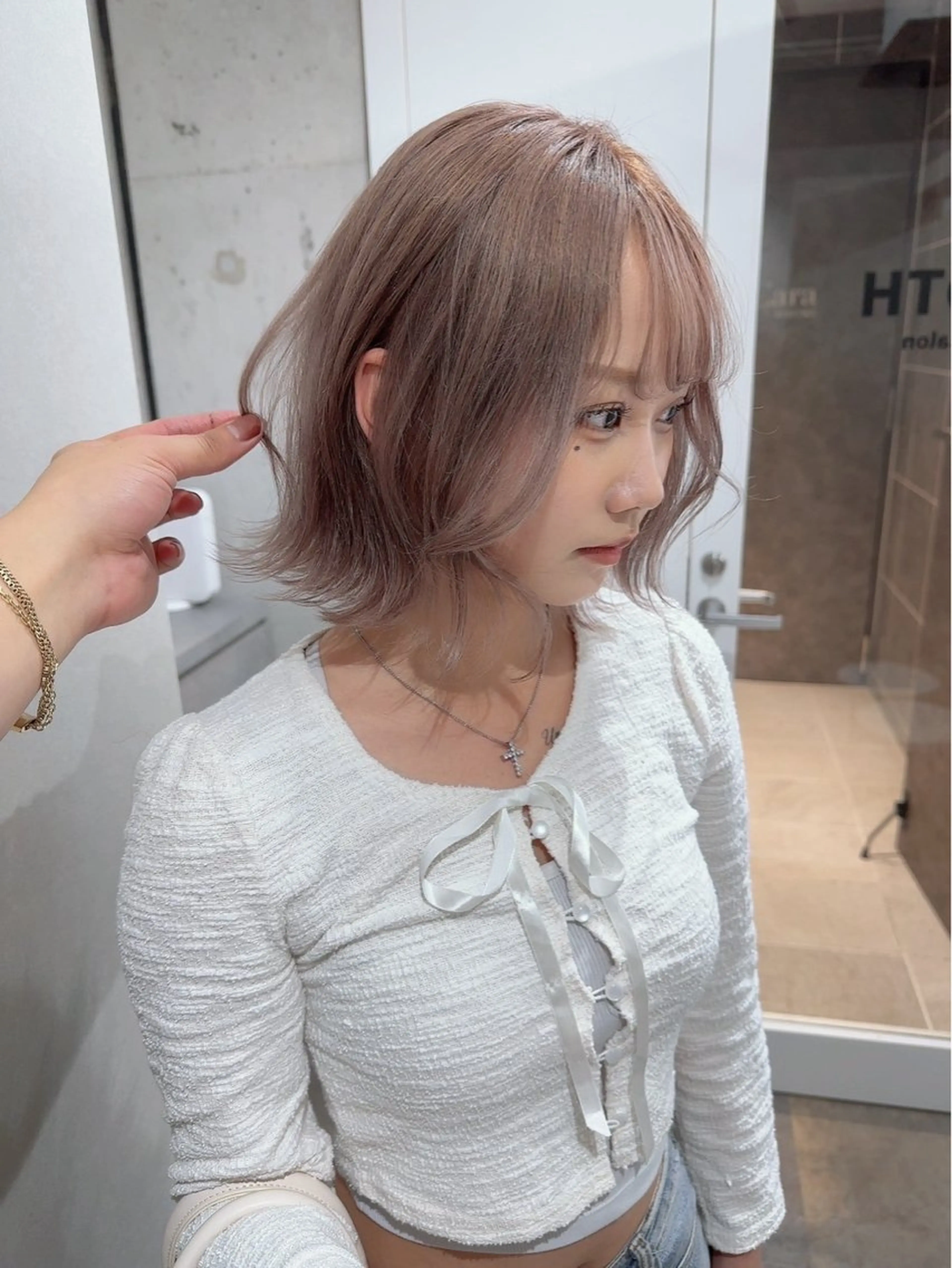 【オリーブベージュにしたい方必見！】💖ブリーチオンカラー＋トリートメント 💖の写真