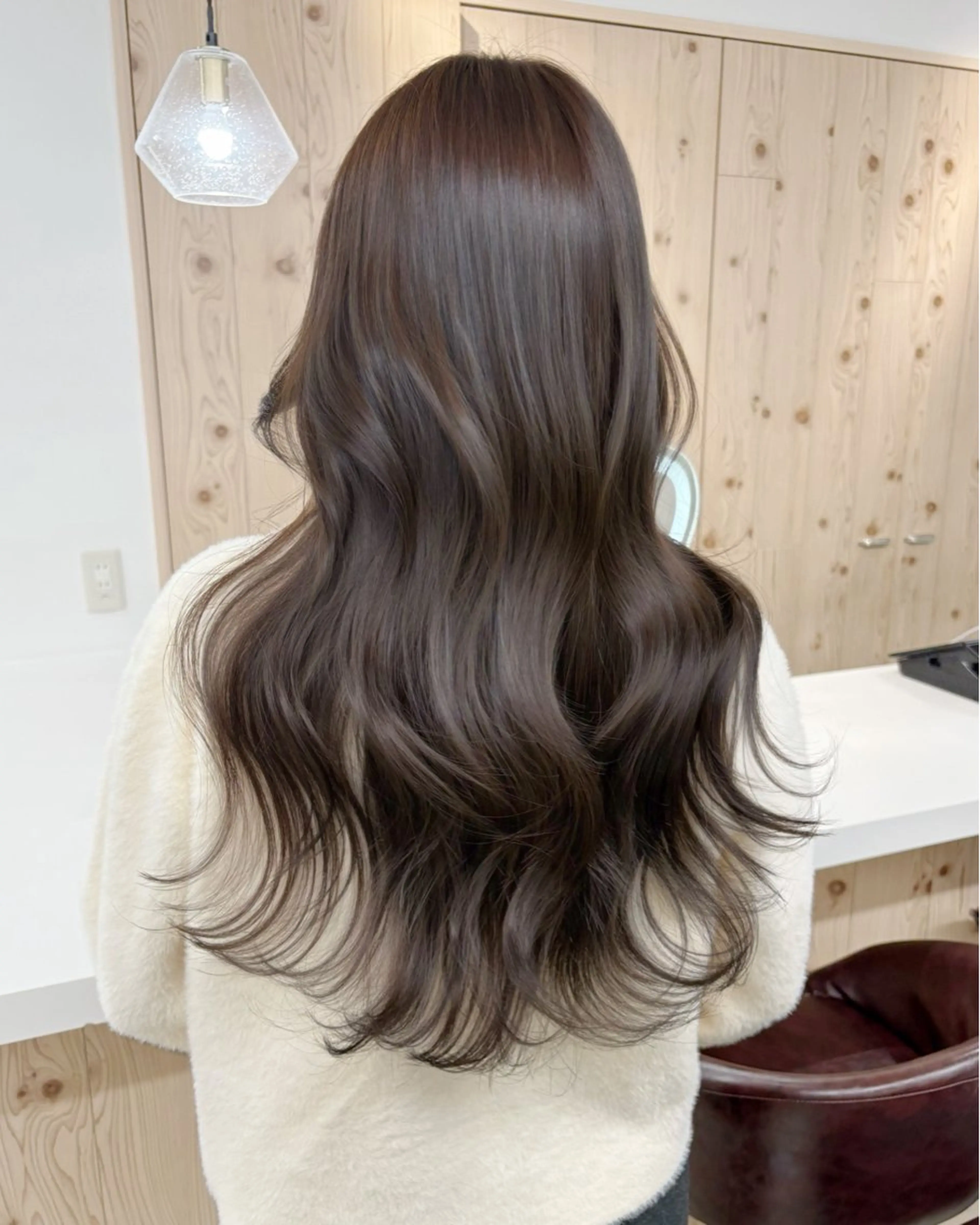 ミディアム カラー カット ヘアカラー トリートメント ヘアセット 新宿/韓国ヘア/ 髪質改善ストレートのヘアスタイル