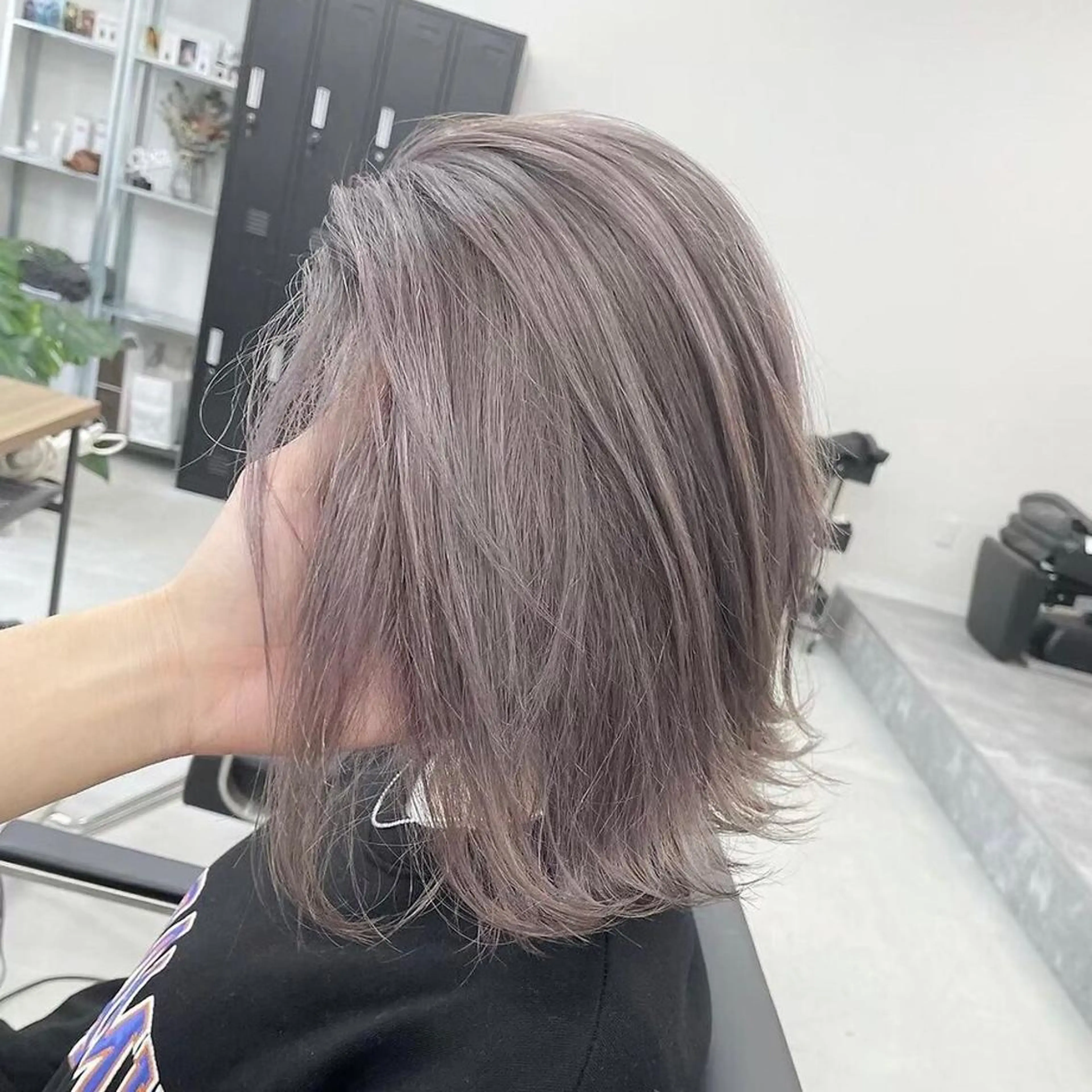 ミディアム 韓国風カラー ボブ 外国人風カラー ハイライト 髪質改善 メンズカット✂️ ¥2,200〜*土田のヘアスタイル