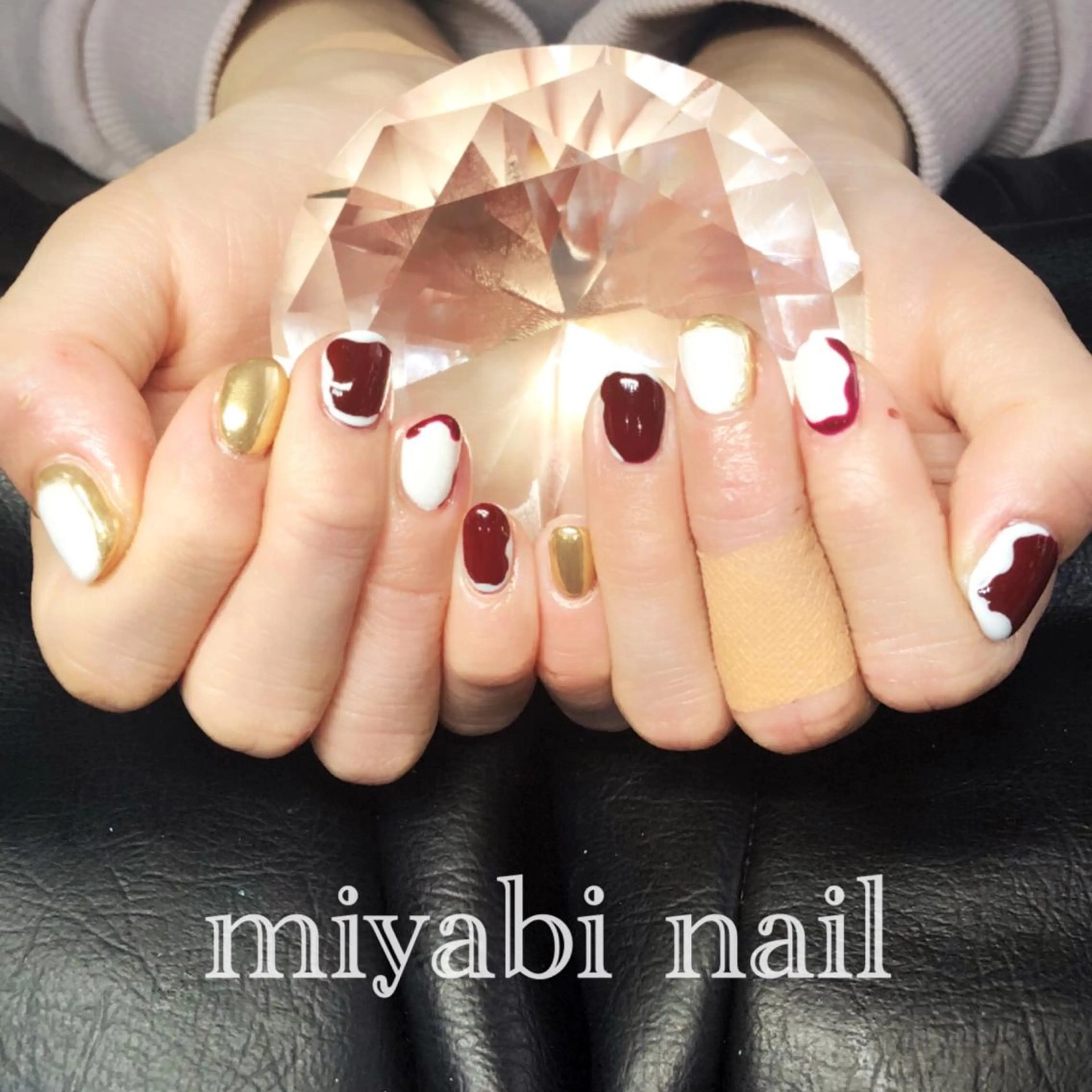 ネイル アートネイル ミラーネイル 持ち込み ニュアンスネイル ぷっくりネイル ハンドネイル miyabi nail 桂川駅近くのネイルデザイン