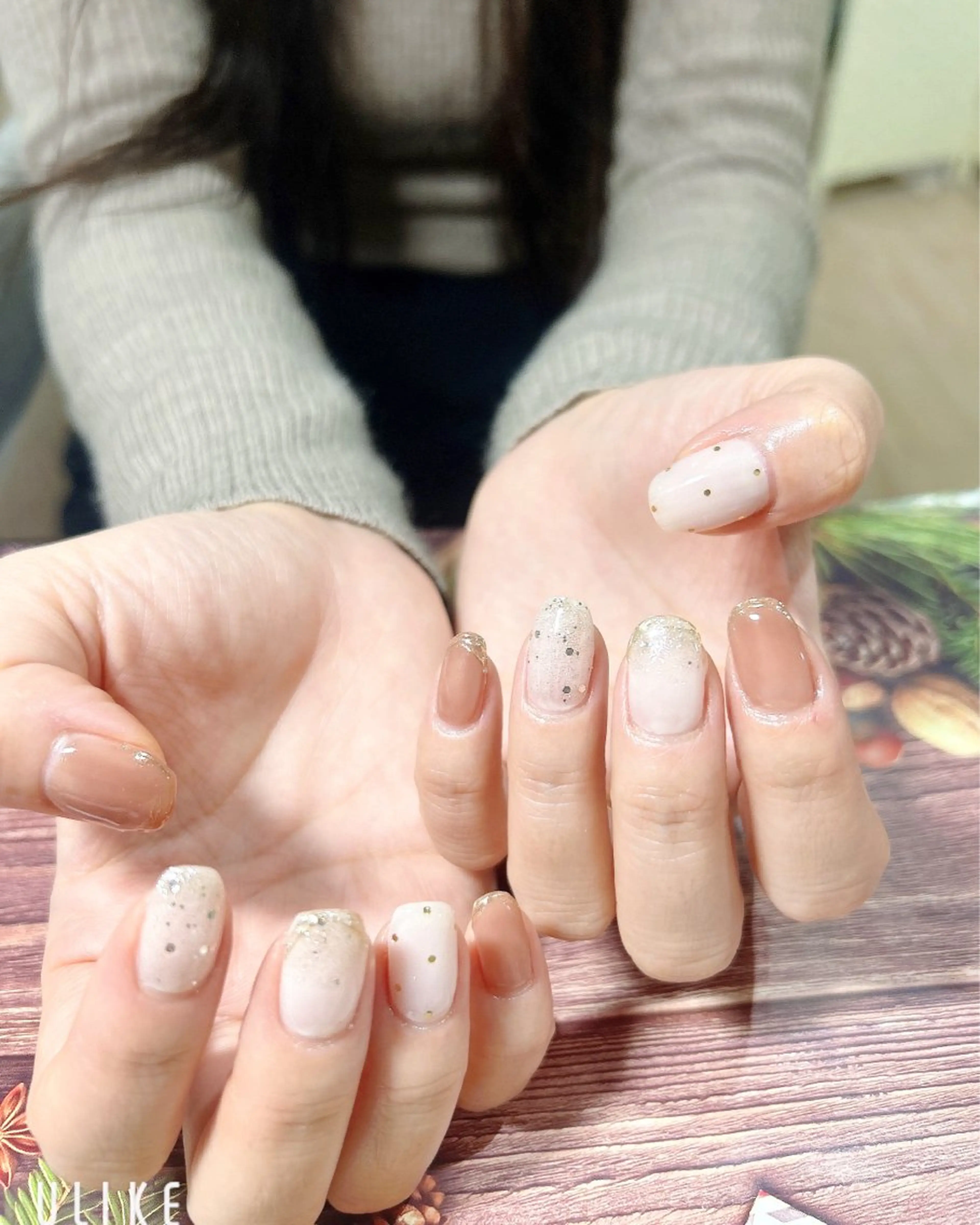 ネイル ニュアンスネイル ハンドネイル 吉野✨ ネイルデザイナー✨のネイルデザイン