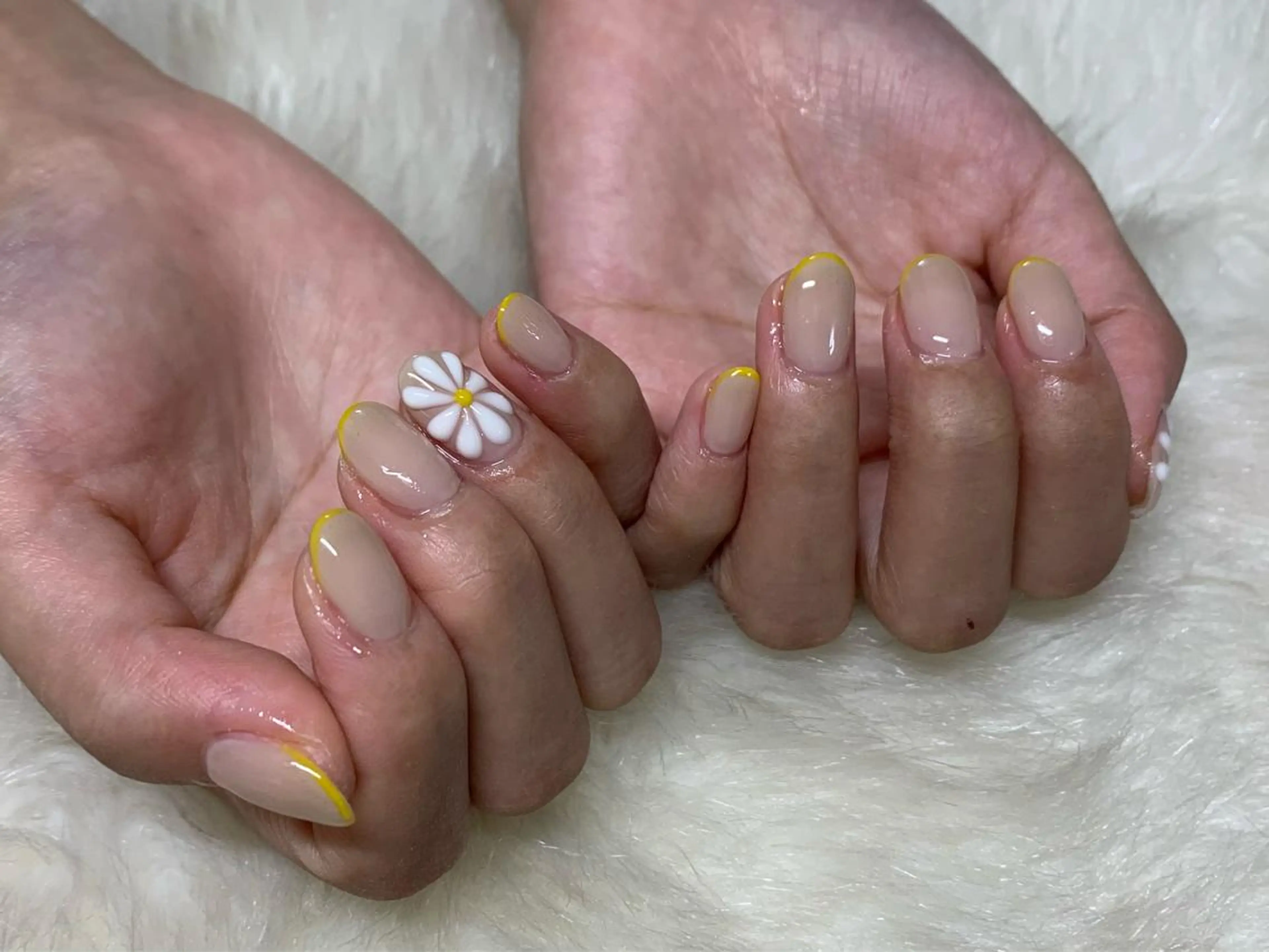 ミディアム Kono Nanamiのネイルデザイン