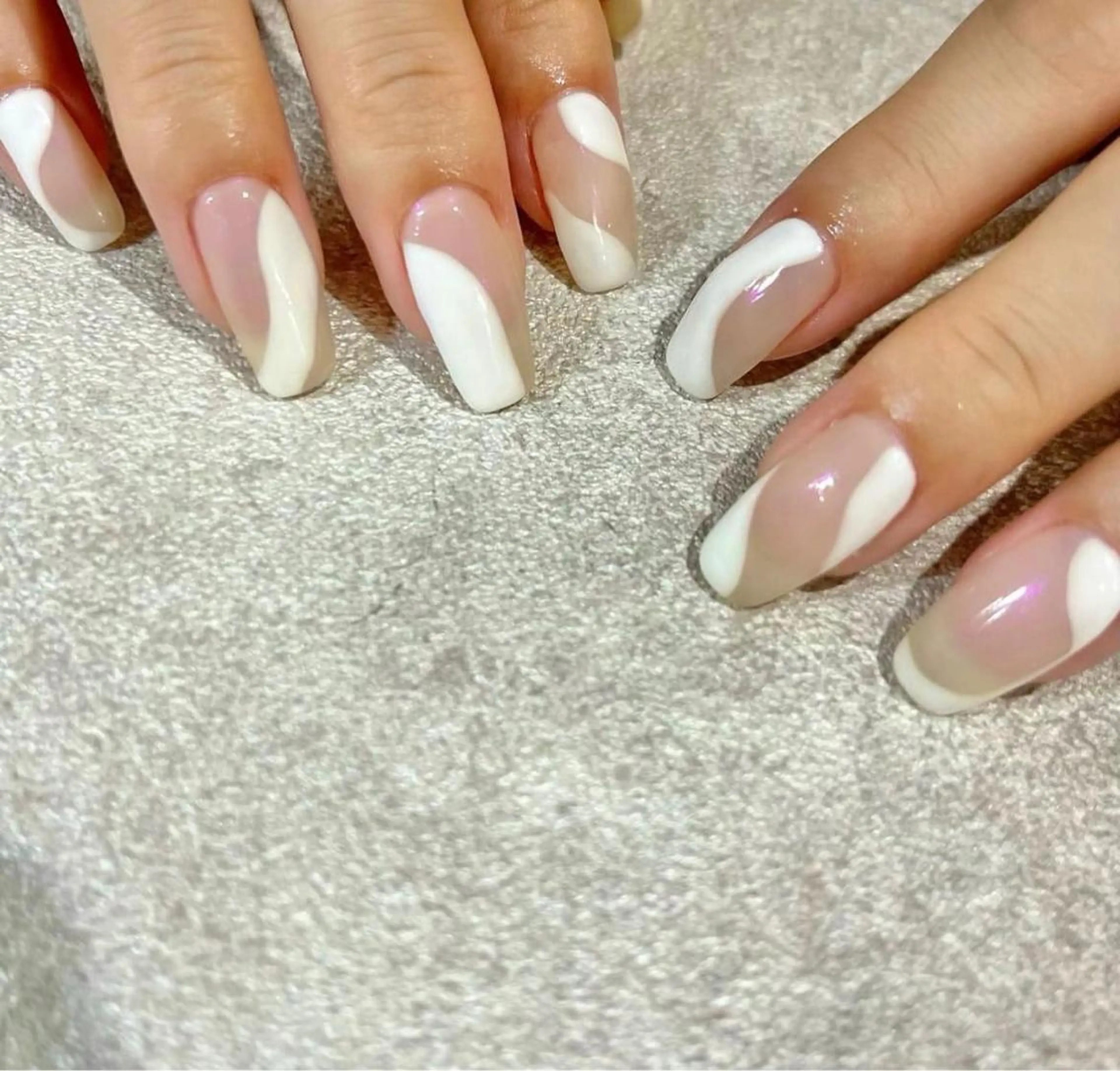 ネイル キラキラネイル 韓国ネイル ミラーネイル ニュアンスネイル ワンホンネイル ハンドネイル Salon Ｋのネイルデザイン