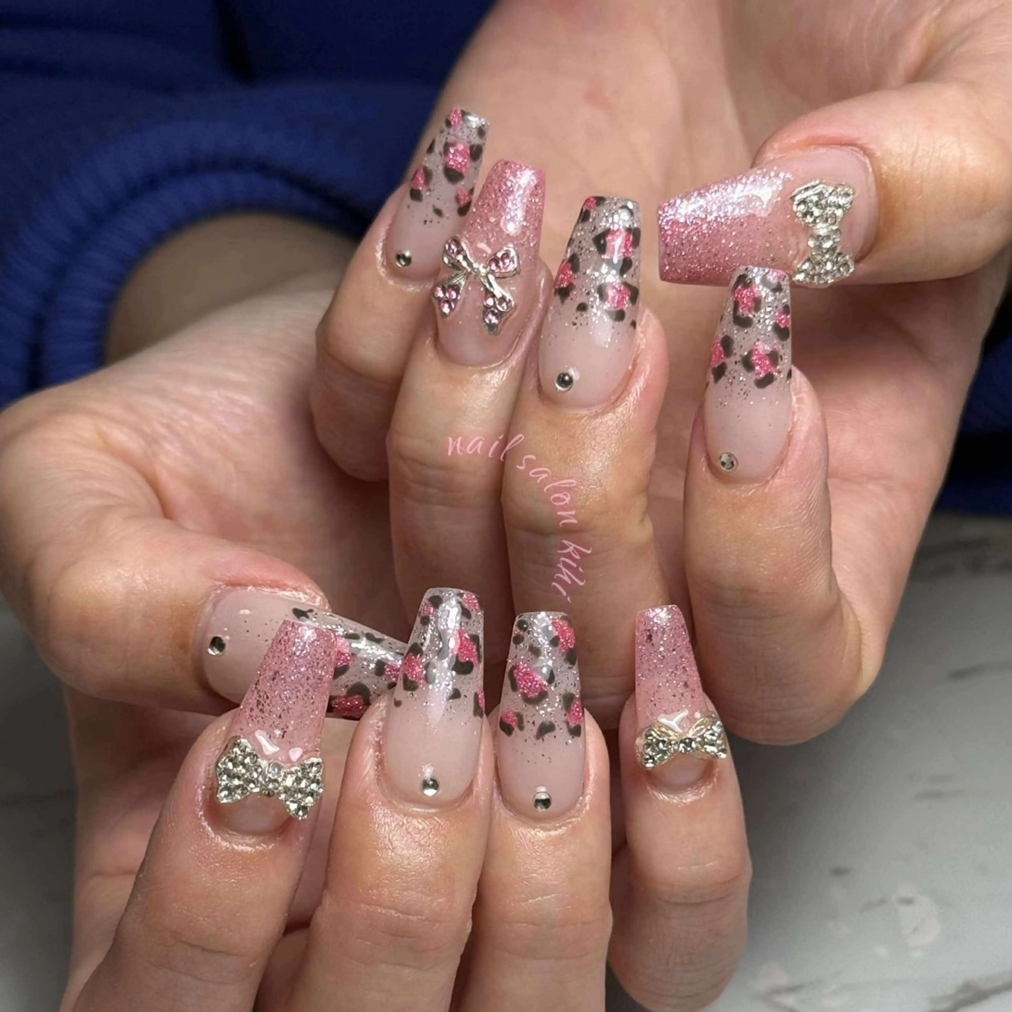 ネイル アートネイル フレンチネイル ジェルネイル グラデーション 韓国ネイル ハンドネイル ハンドケア さくら💮💮 【オフ無料】のネイルデザイン