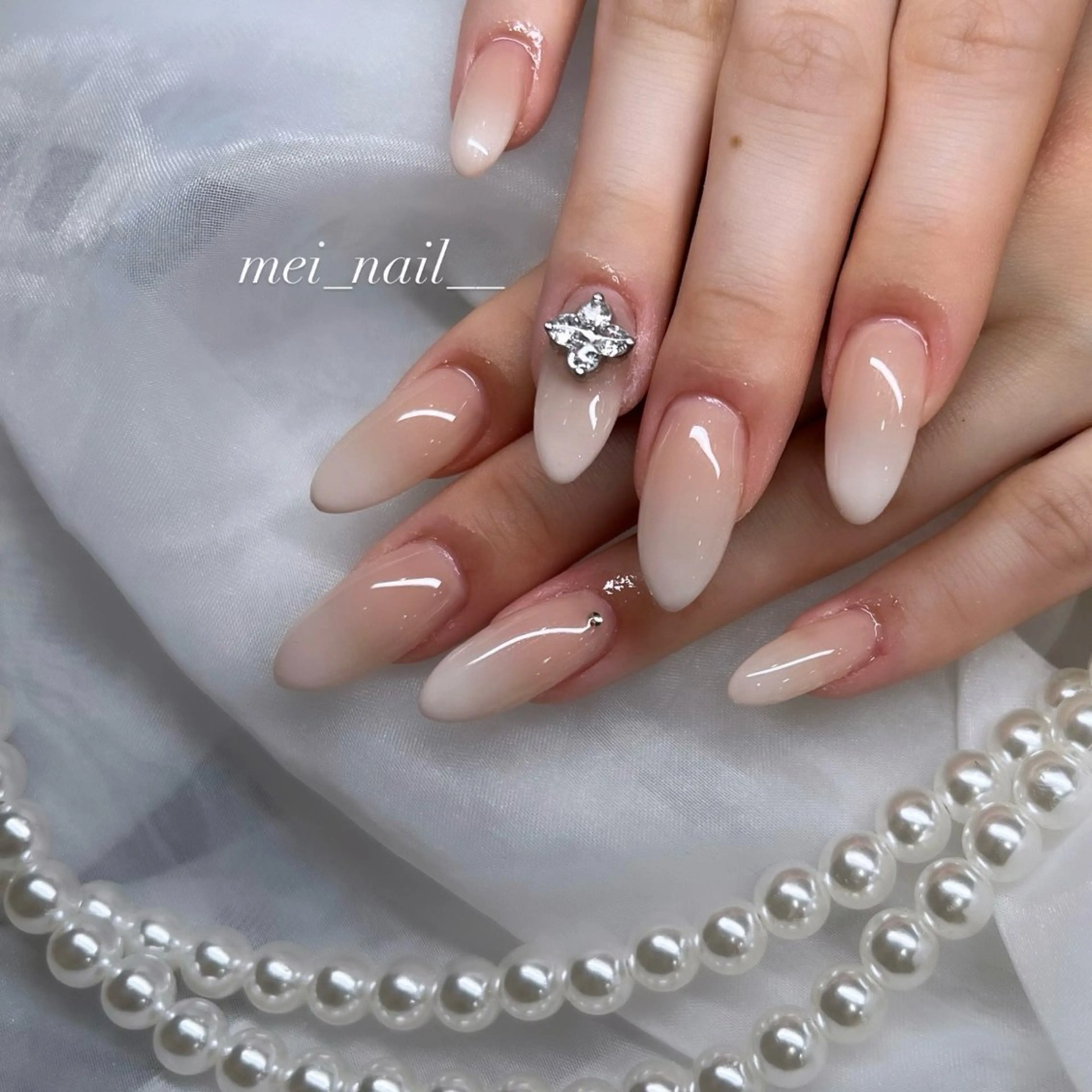 ネイル est nail所属・永山 芽生子のネイルデザイン