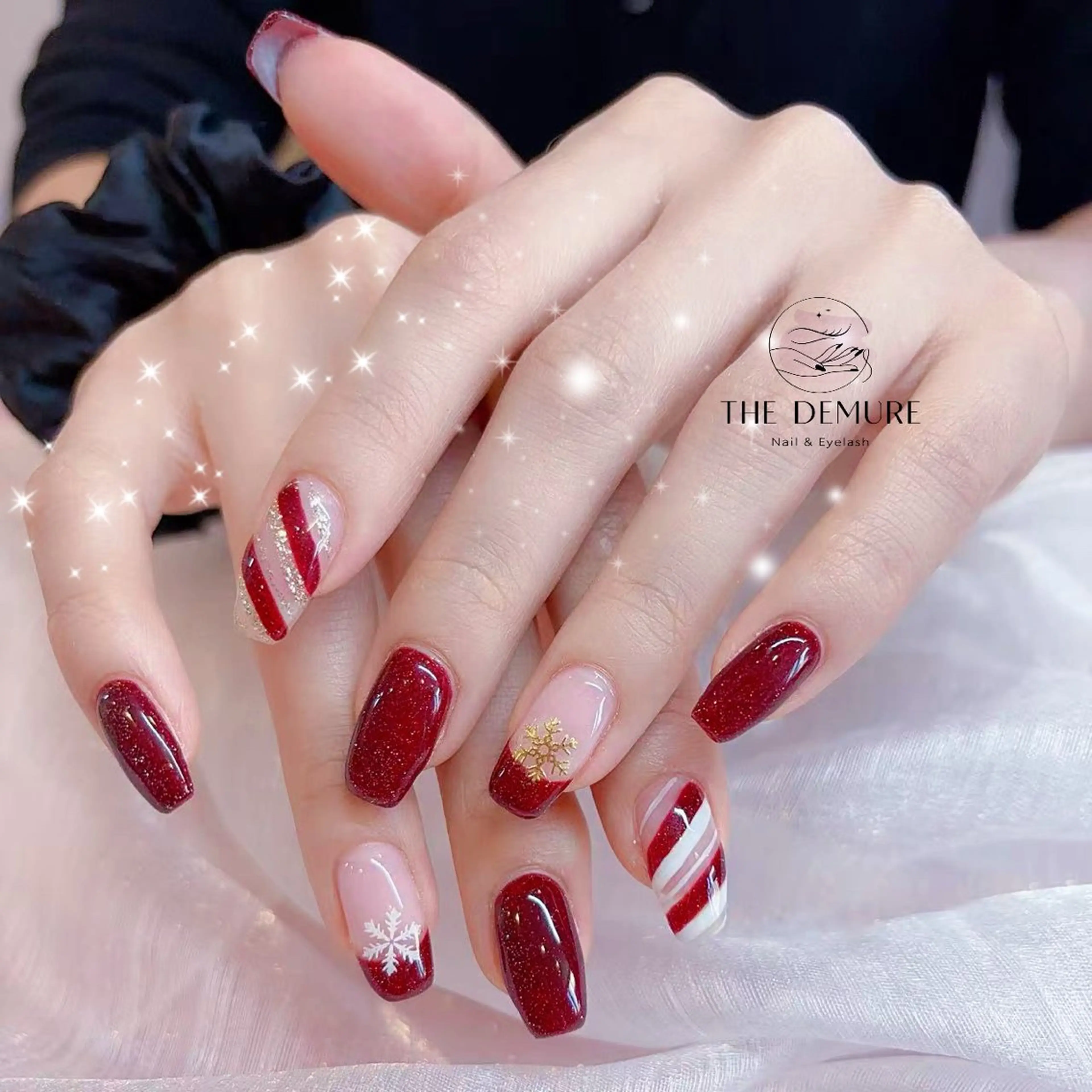 ネイル アートネイル 韓国ネイル マグネットネイル オフィスネイル スカルプネイル ハンドネイル ハンドケア NailDemure 【銀座店】のネイルデザイン