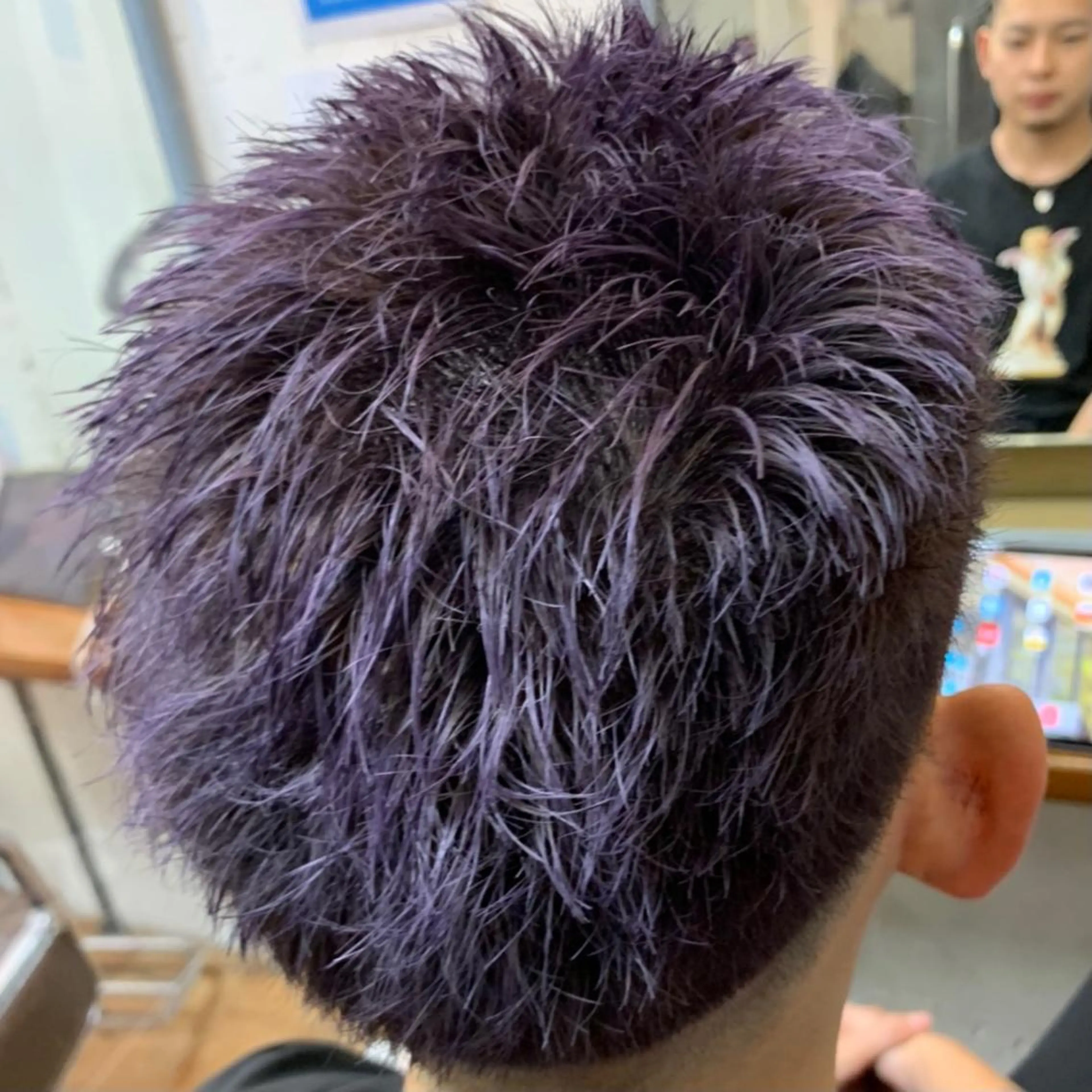 ショート カラー メンズ アッシュ ラベンダーカラー ラベンダーアッシュ メンズパーマ 本多のヘアスタイル