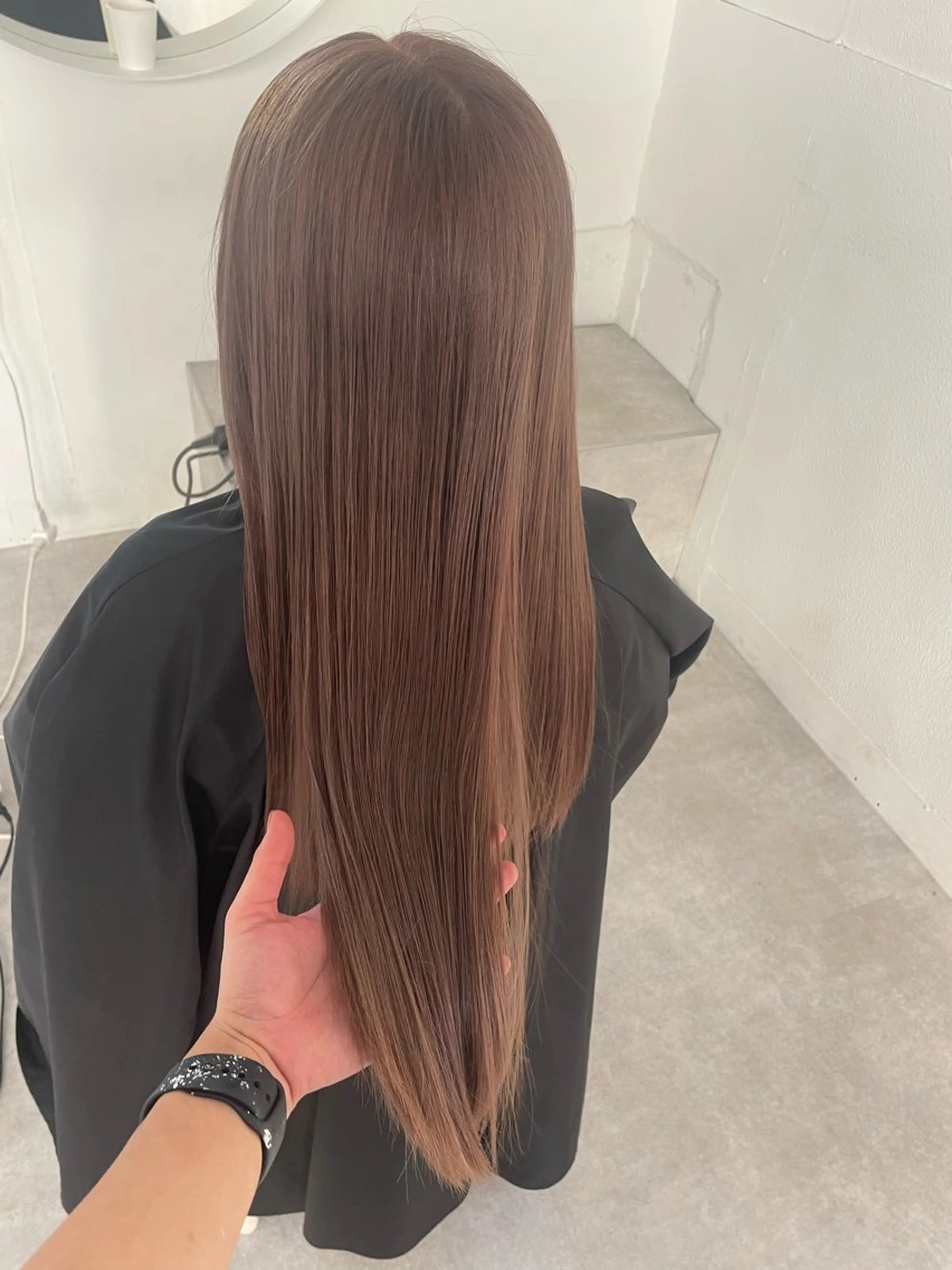 カラー CoCooN nanamiのヘアスタイル