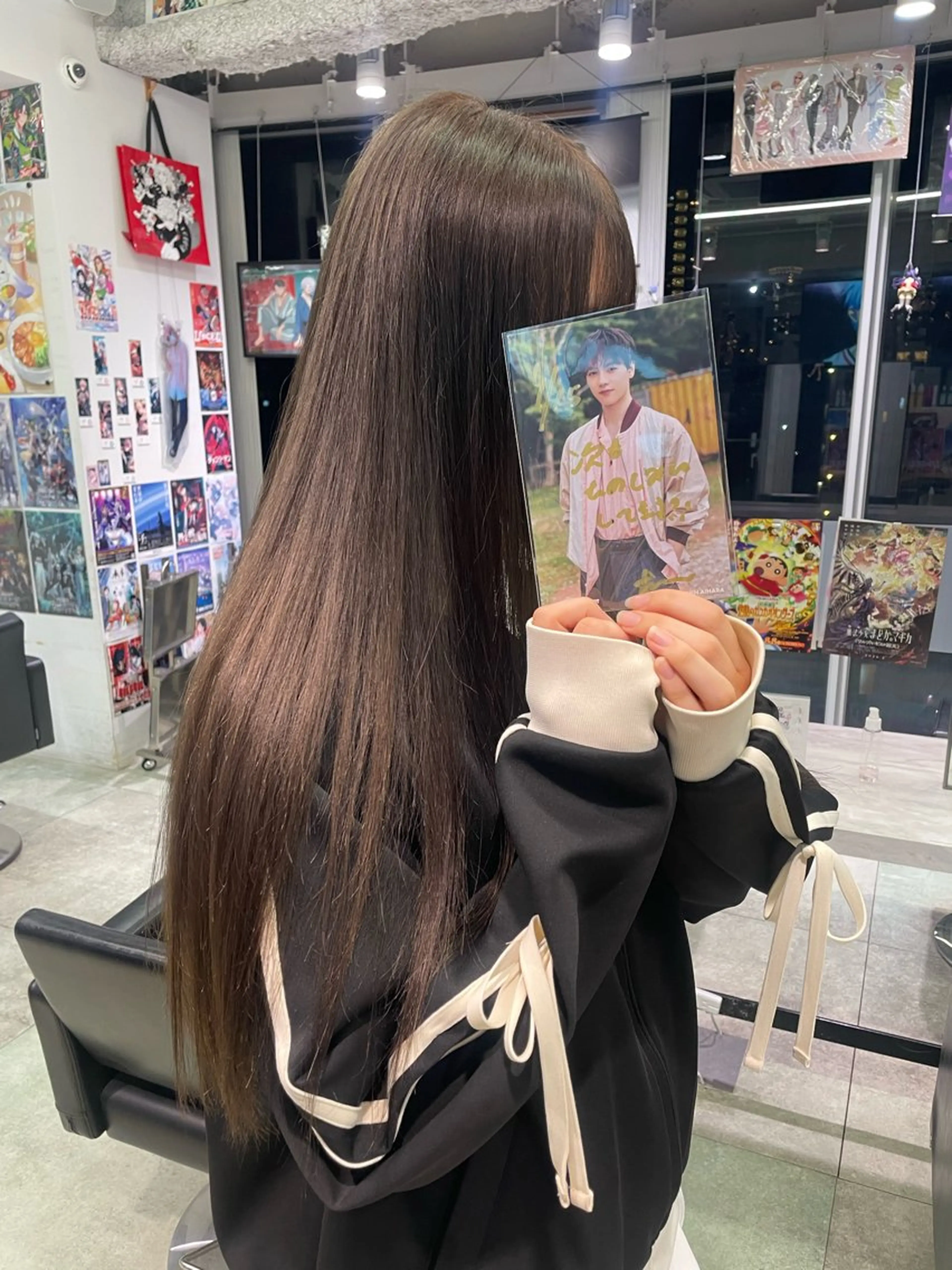 ロング ヘアカラー トリートメント 🍭ハイトーン/ レイヤーカット🦄のヘアスタイル