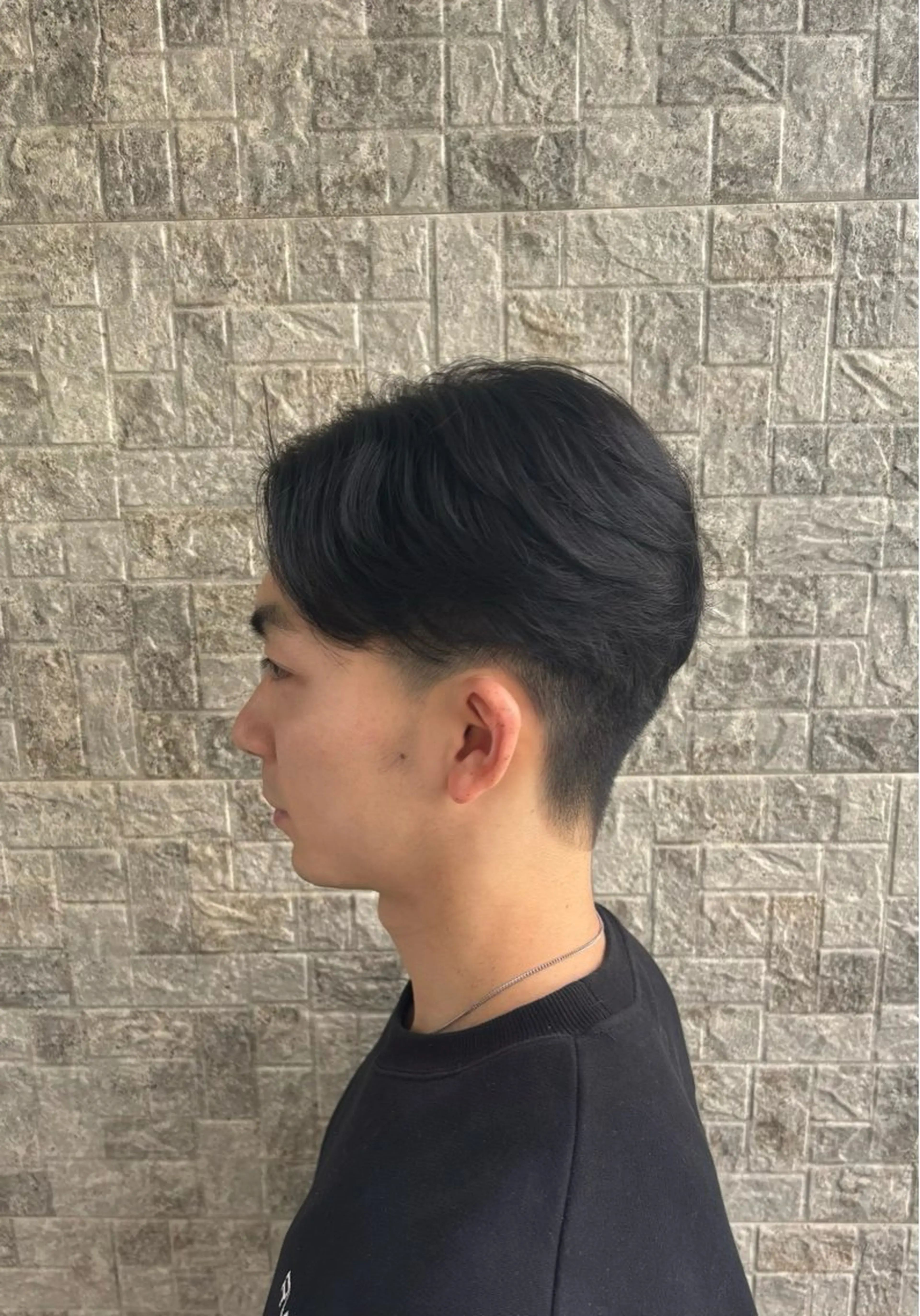 メンズ センターパート 【 LIPPUL 】 AKIHAのヘアスタイル