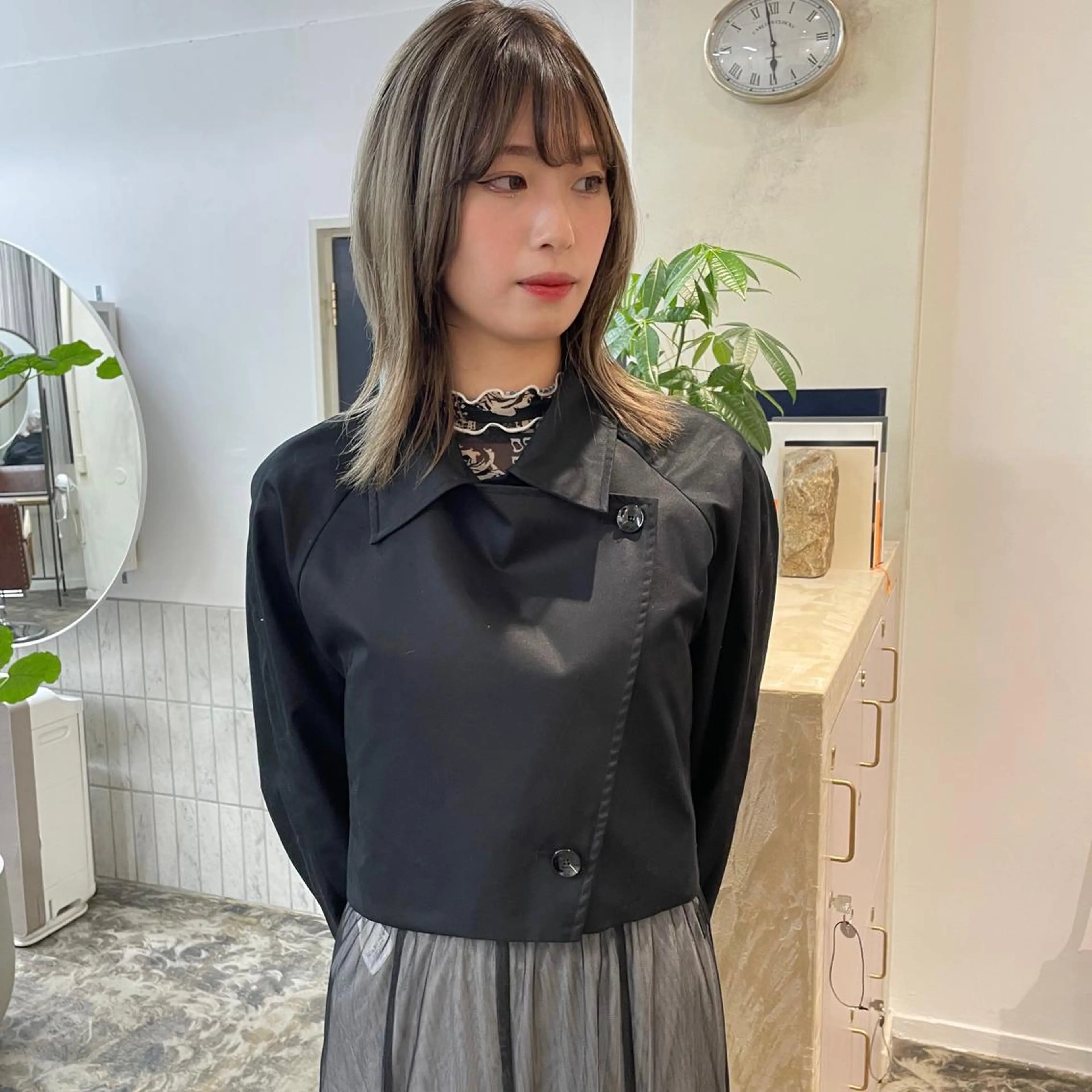 ミディアム カラー バレイヤージュ レイヤーカット ヘアカラー Terve. おすぎのヘアスタイル