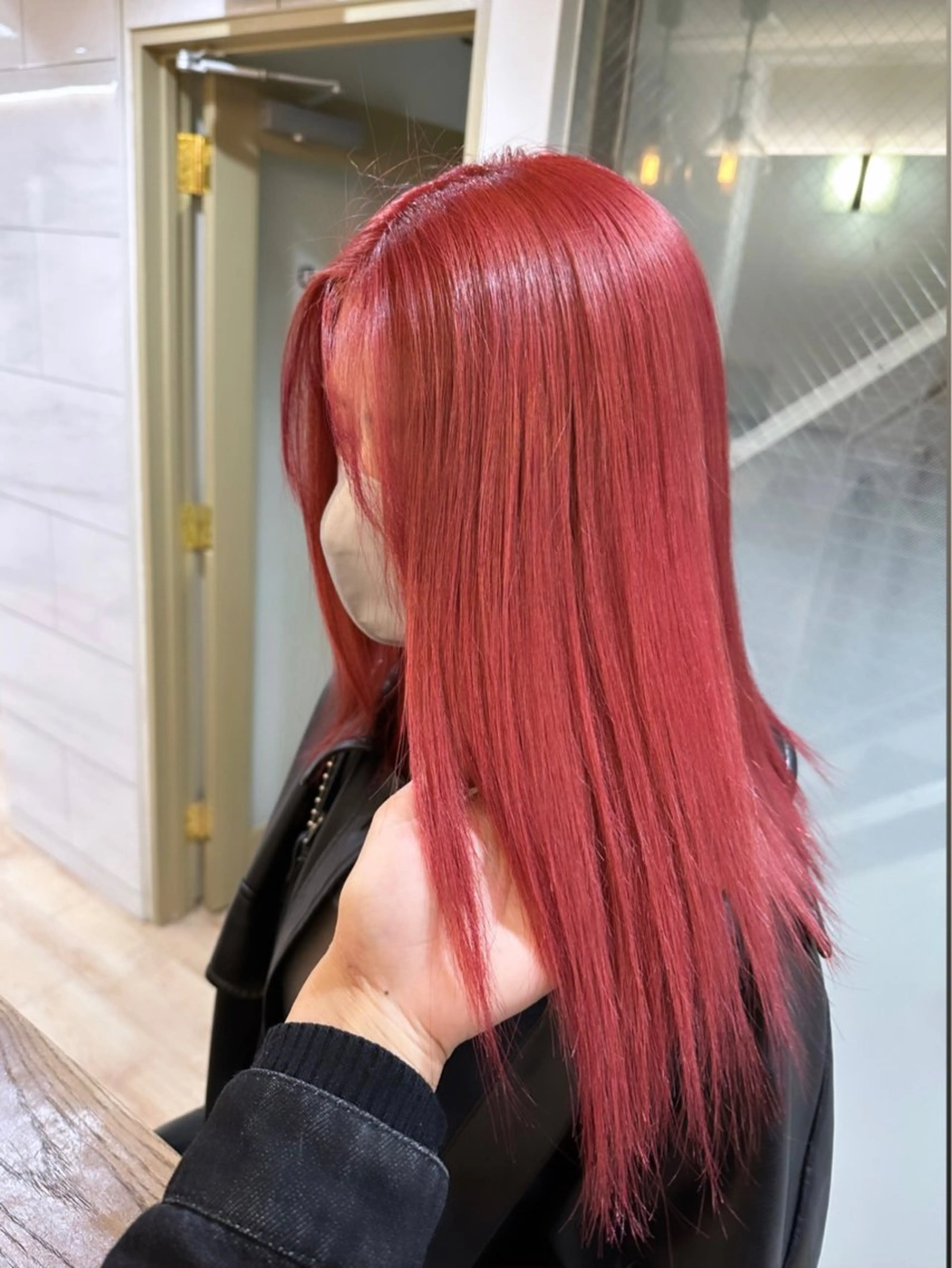 セミロング カラー ブリーチ ダブルカラー ヘアカラー トリートメント 遠藤 美夢のヘアスタイル
