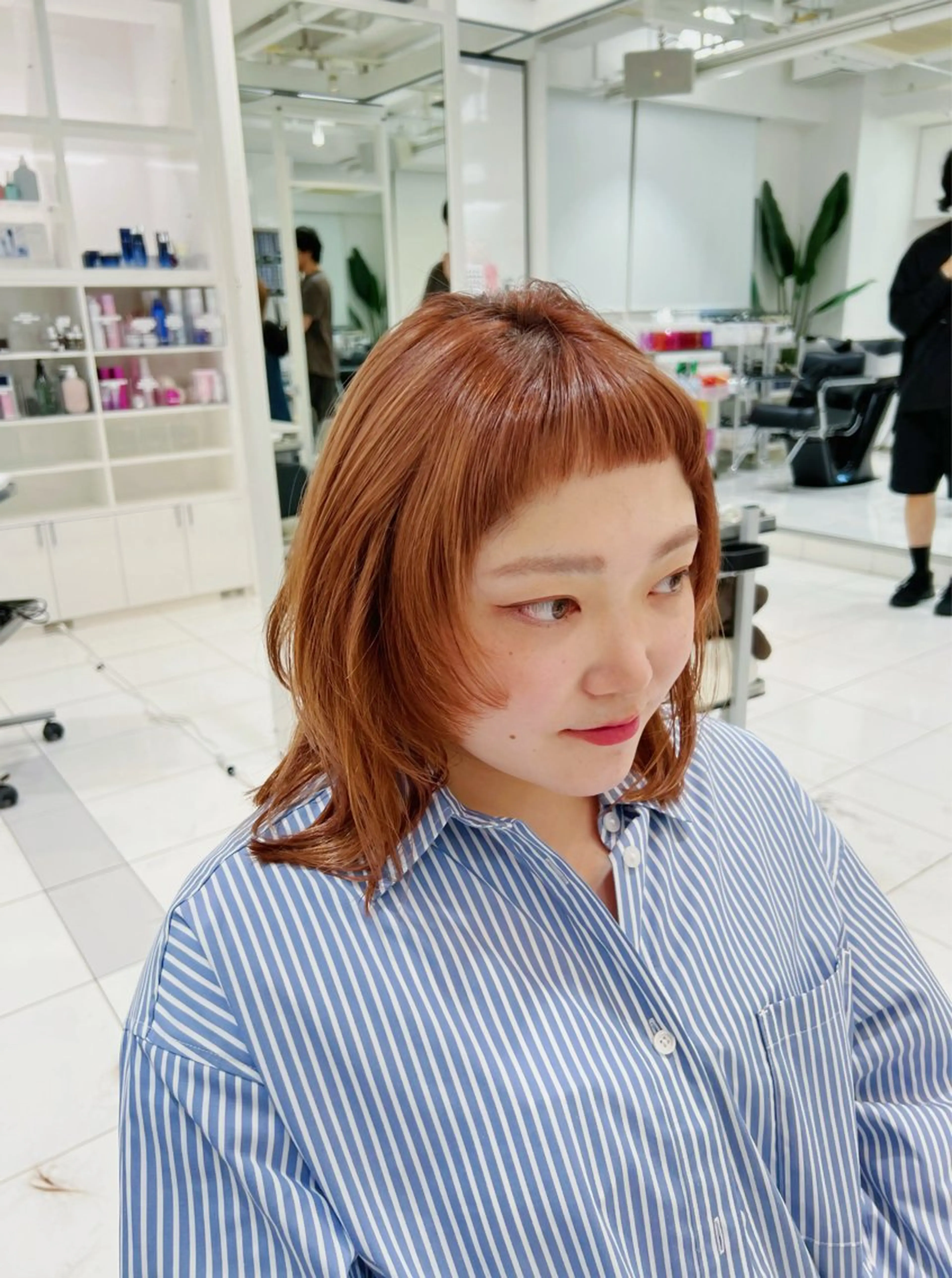 ミディアム TRICCA 銀座所属・奏羽　"ショート ・ボブ ・レイヤー"のヘアスタイル