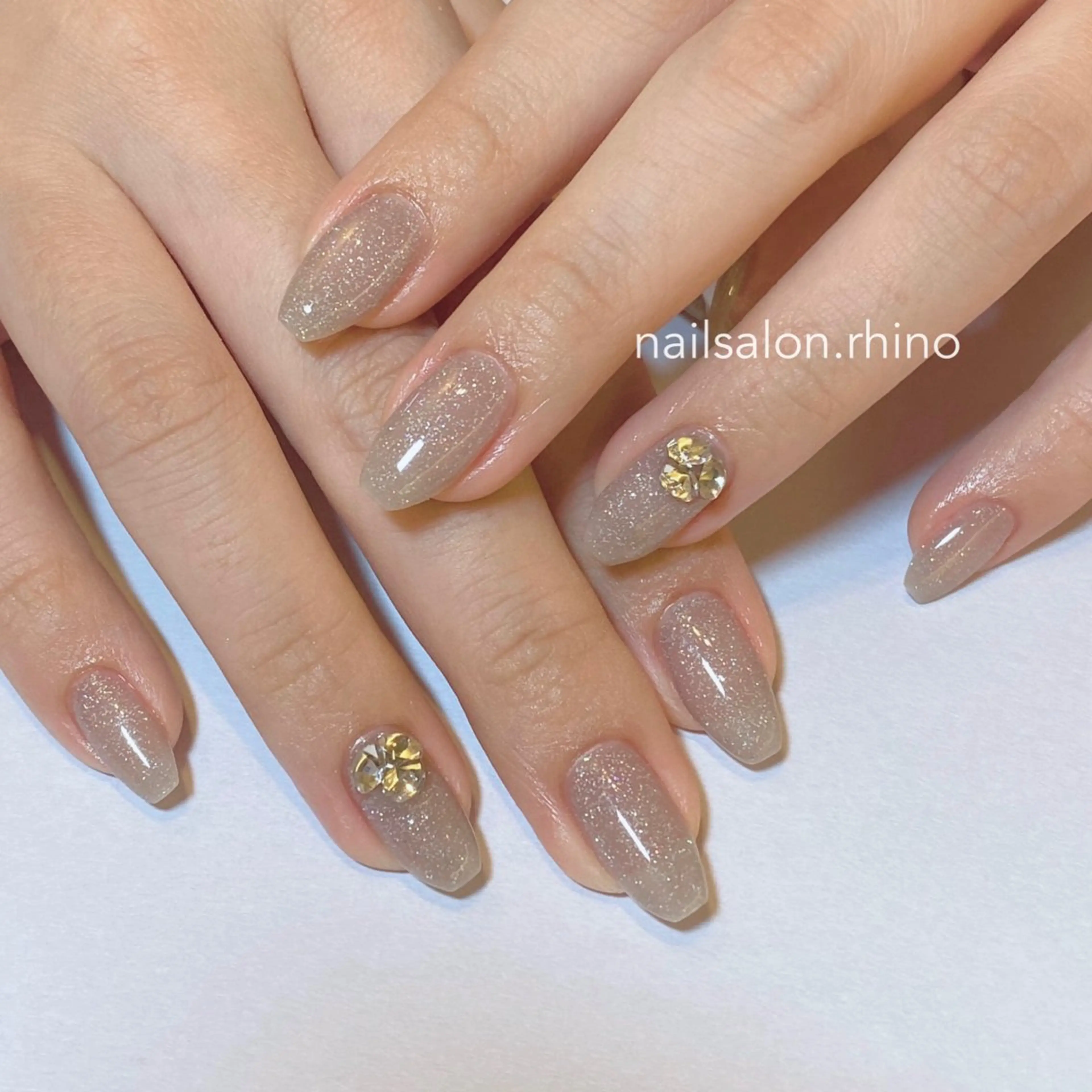 ネイル ハンドネイル nail salon Rhino (ライナ)所属・平尾ネイルサロン ライナのネイルデザイン