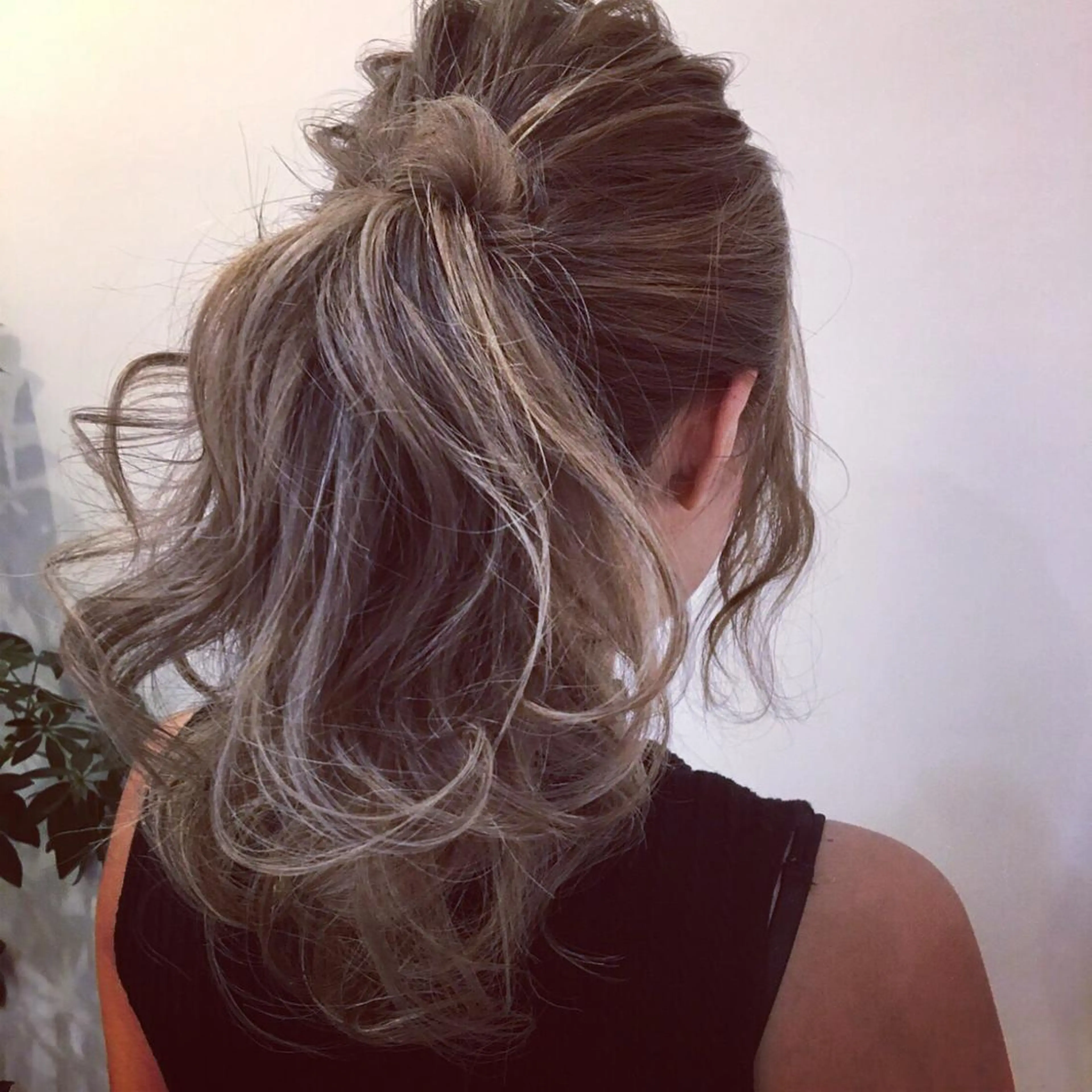 ロング アッシュ 美髪・シールエクステ 🌿ヨシモトカンジのヘアスタイル