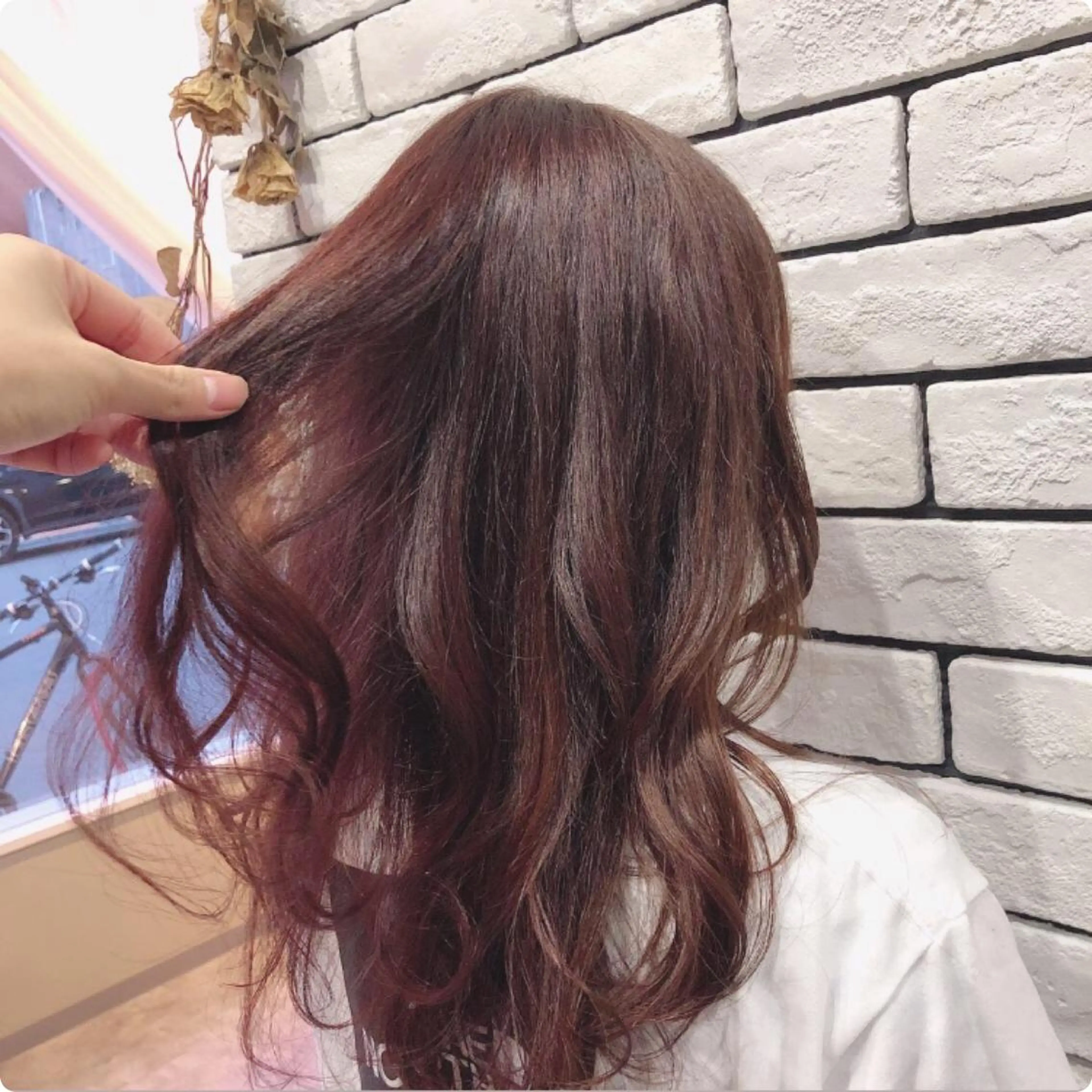 セミロング mare所属・＊＊＊ natsumiのヘアスタイル