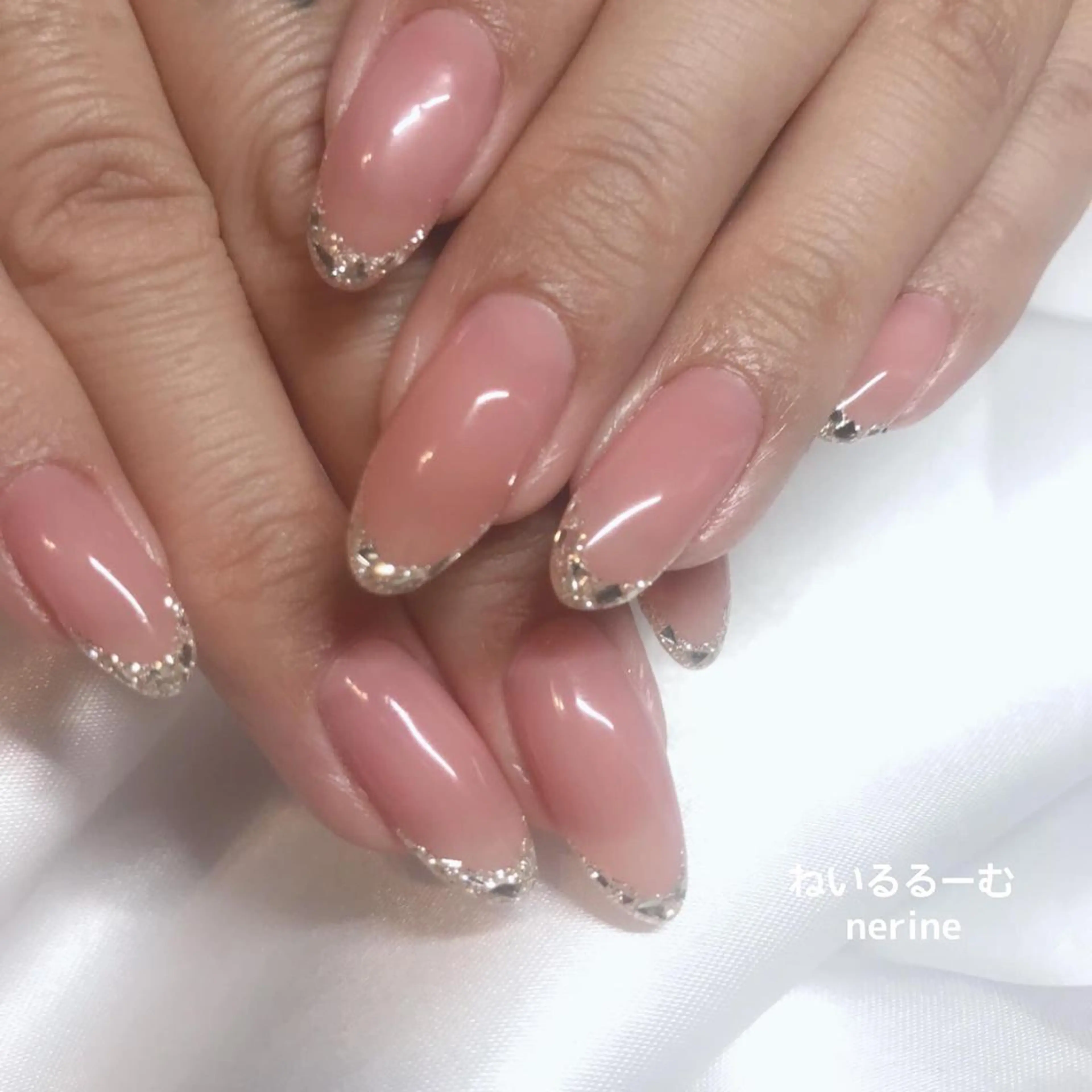 ネイル フレンチネイル ガラスフレンチ ハンドネイル NAILST Naomiのネイルデザイン