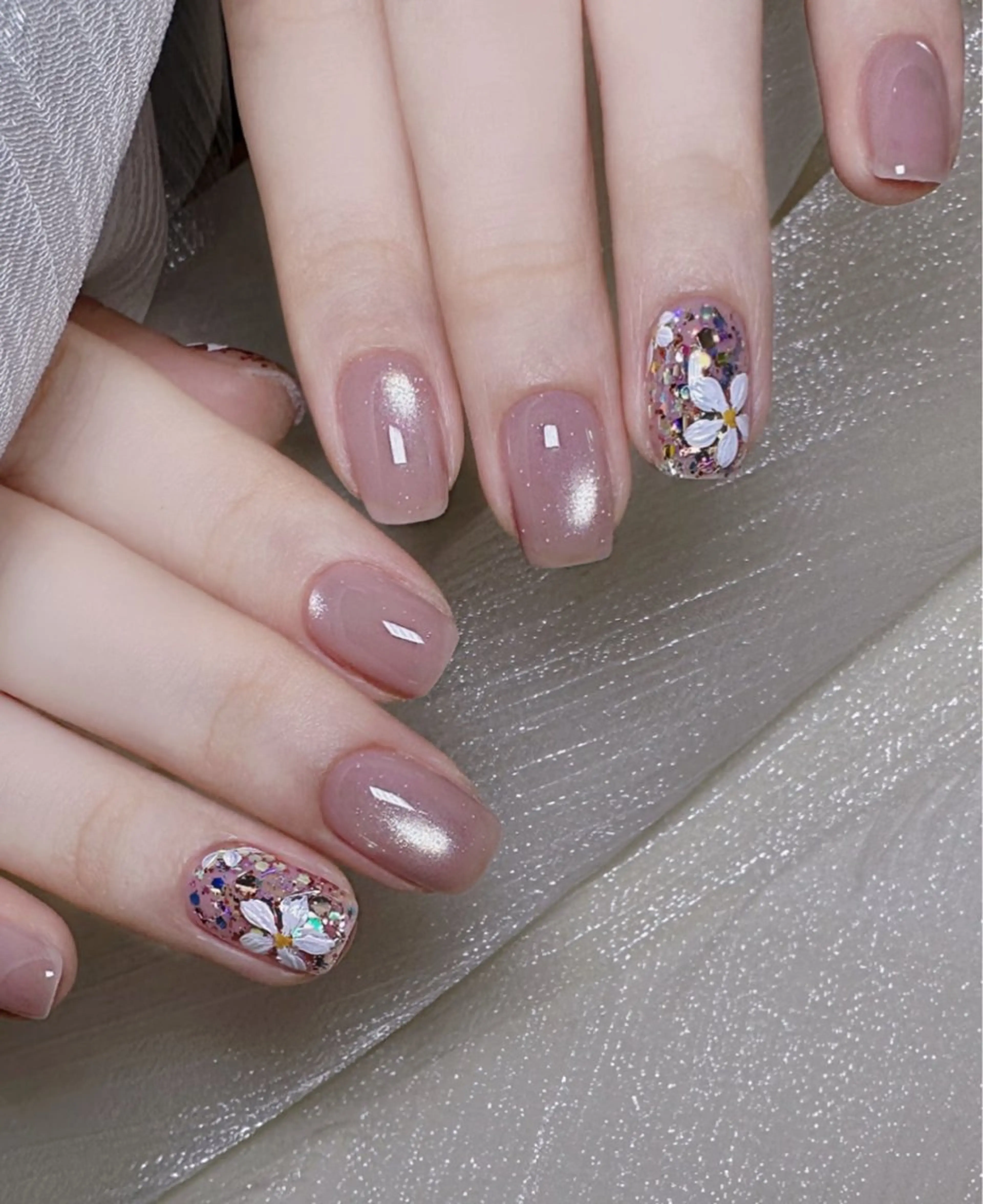 ネイル ハンドネイル Beauty Build Upのネイルデザイン