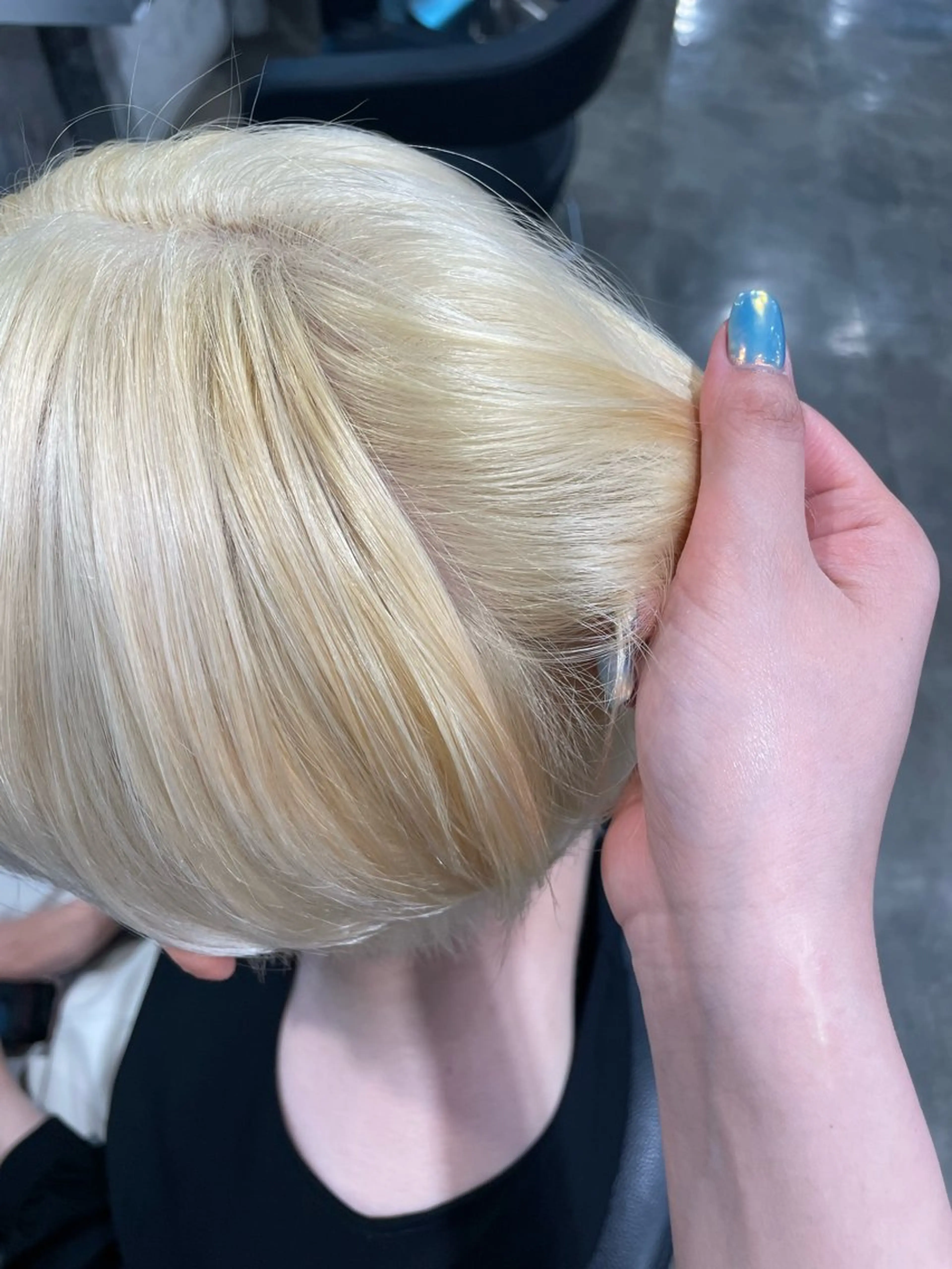 ショート カラー ヘアカラー ハイトーンブロンド 横浜💞ミオのヘアスタイル