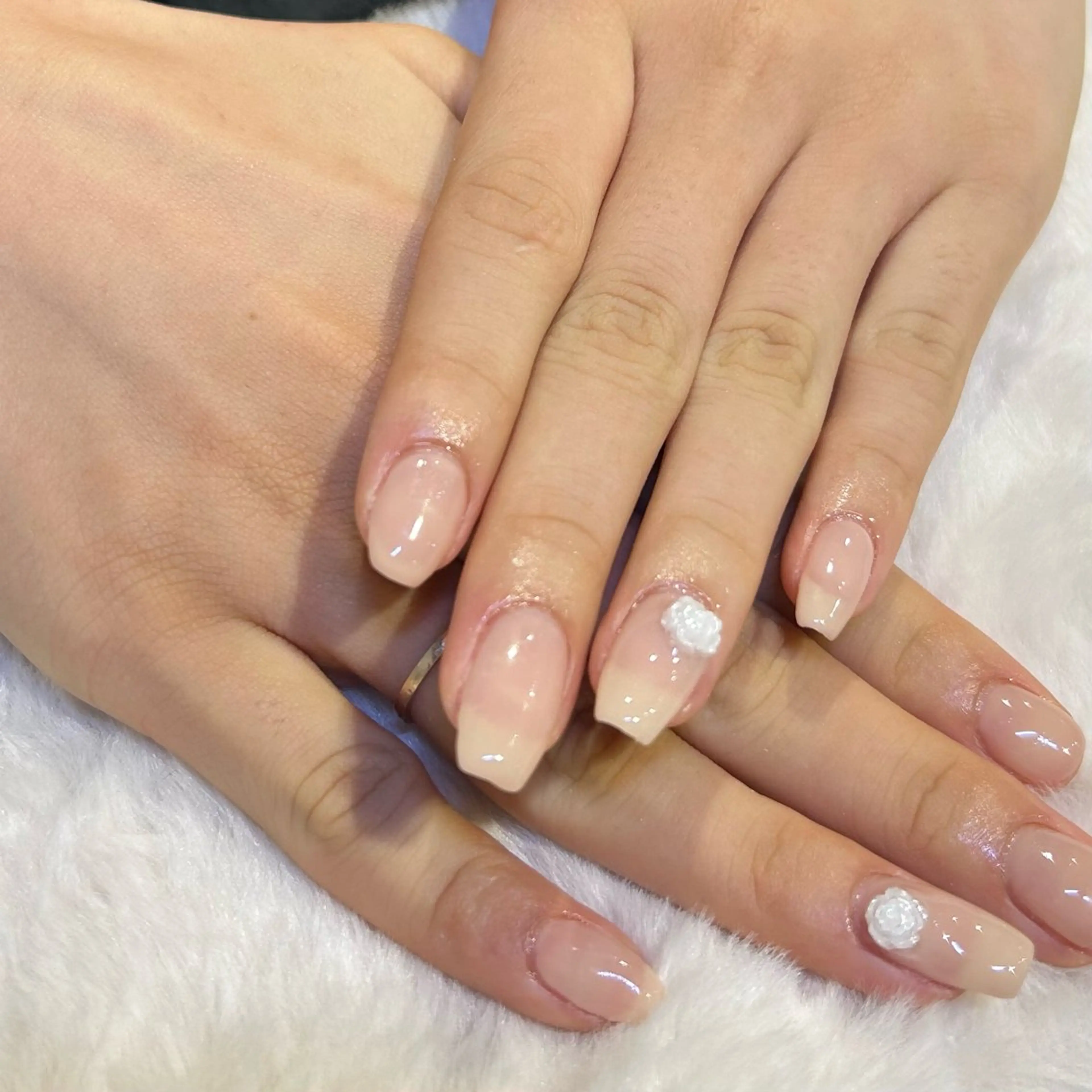 ネイル アートネイル フラッシュネイル ジェルネイル マグネットネイル パラジェル ハンドネイル RIN 🍀のネイルデザイン