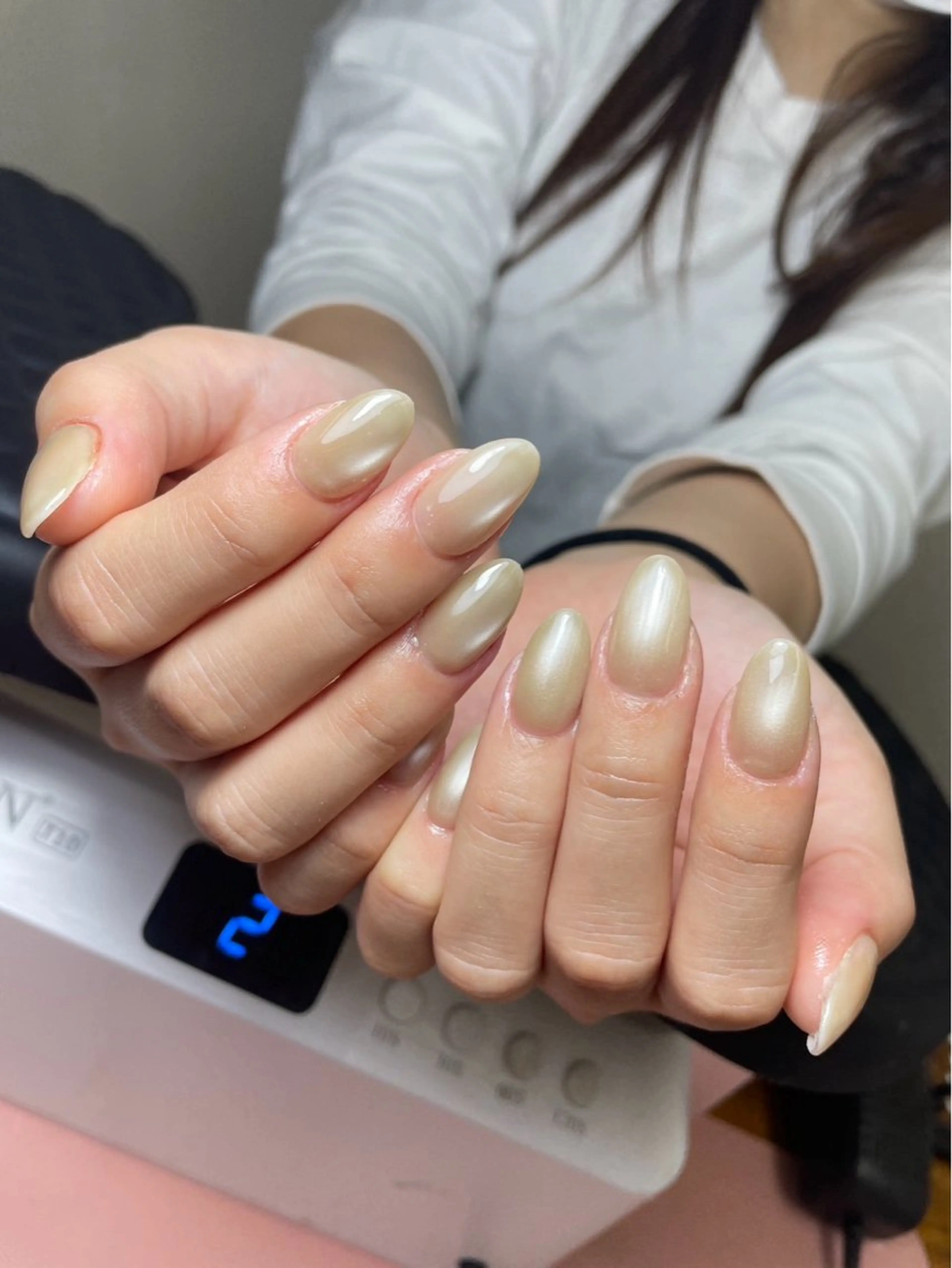 ネイル ブラウン チークネイル 桜ネイル 長さ出し フットネイル ハンドネイル XIINH NAIL SALONのネイルデザイン