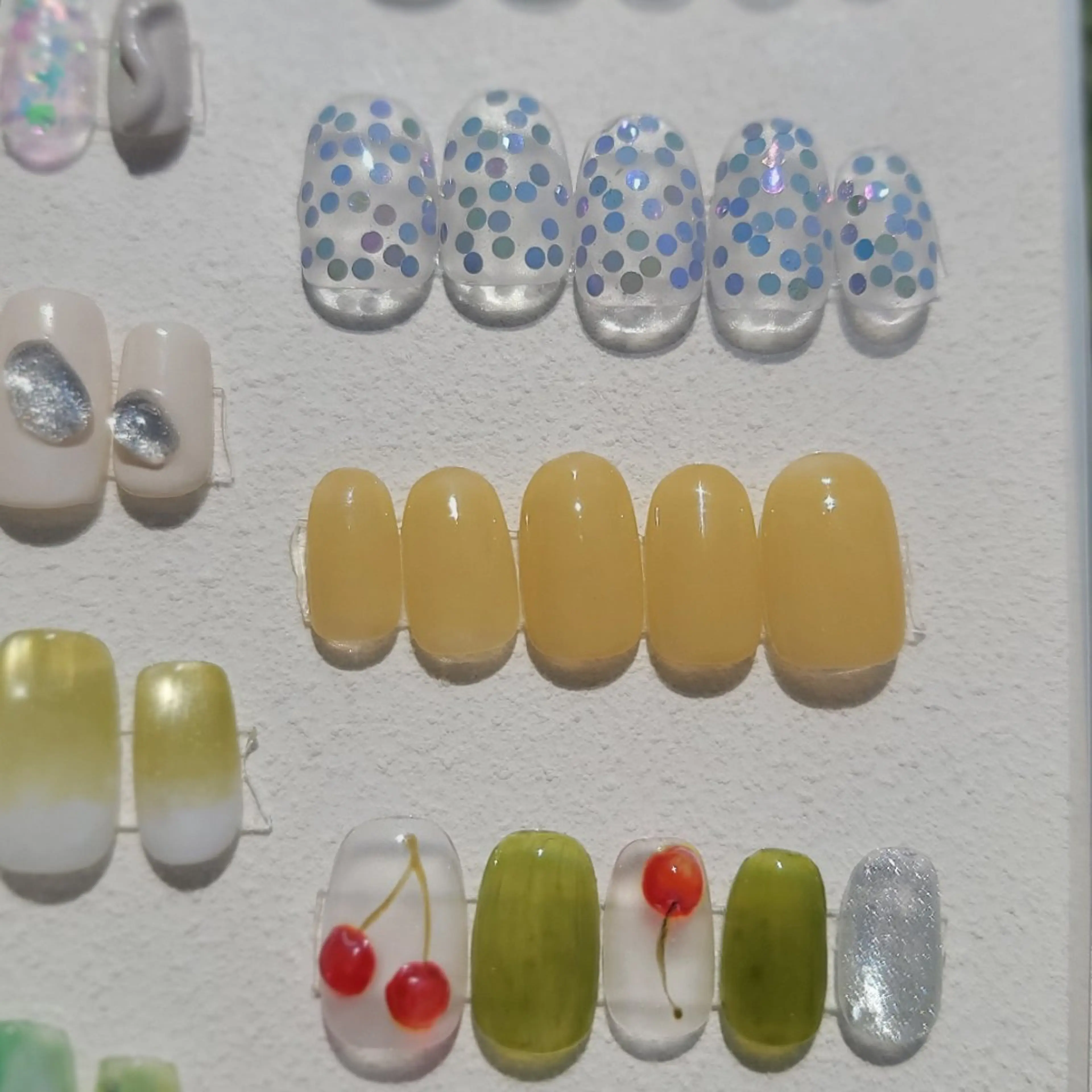 ネイル アートネイル 🌲🌳🚪iiit o🌲🌳🌲のネイルデザイン