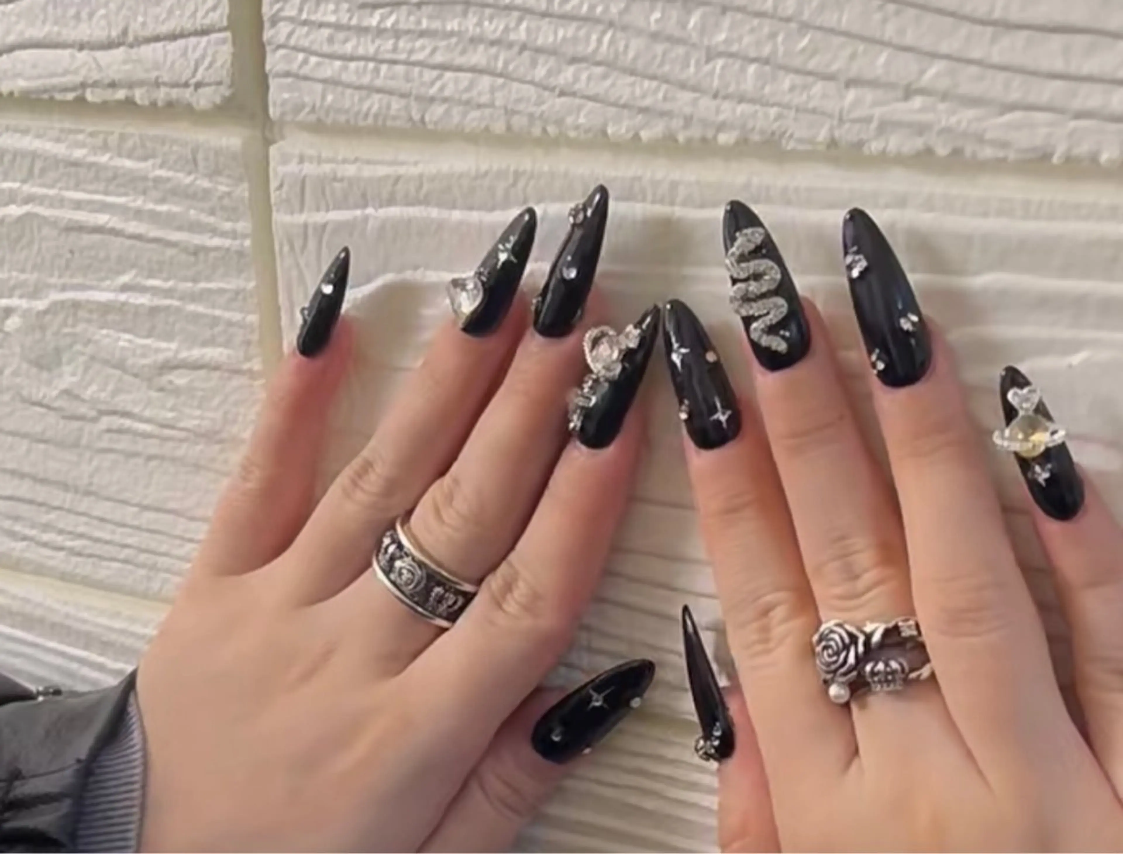 ネイル miou beaut y salonのネイルデザイン