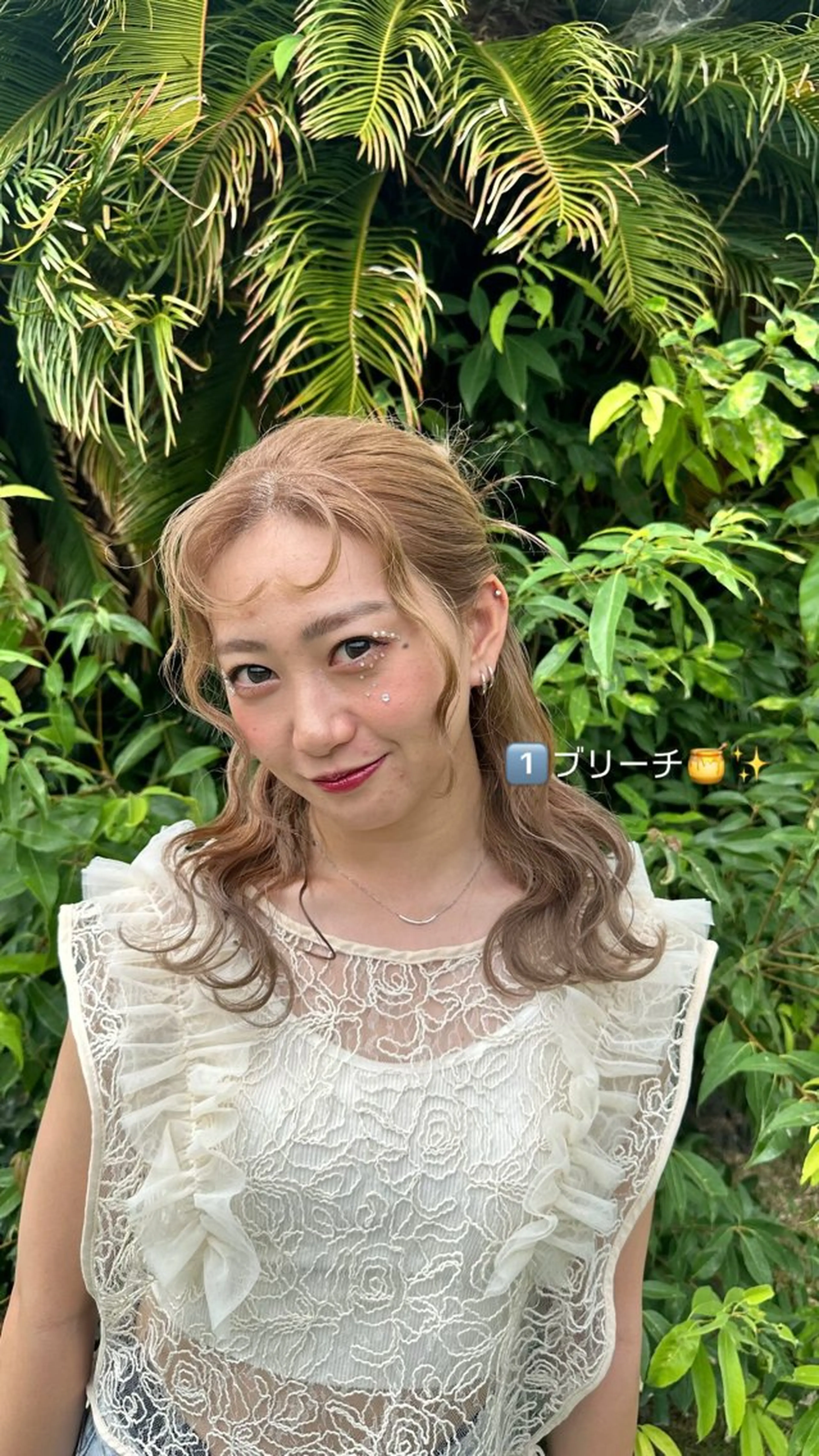 カット＋デザインカラー＋ケアプロ使用最高級フローディアトリートメント✂️🎀🎀✨の写真