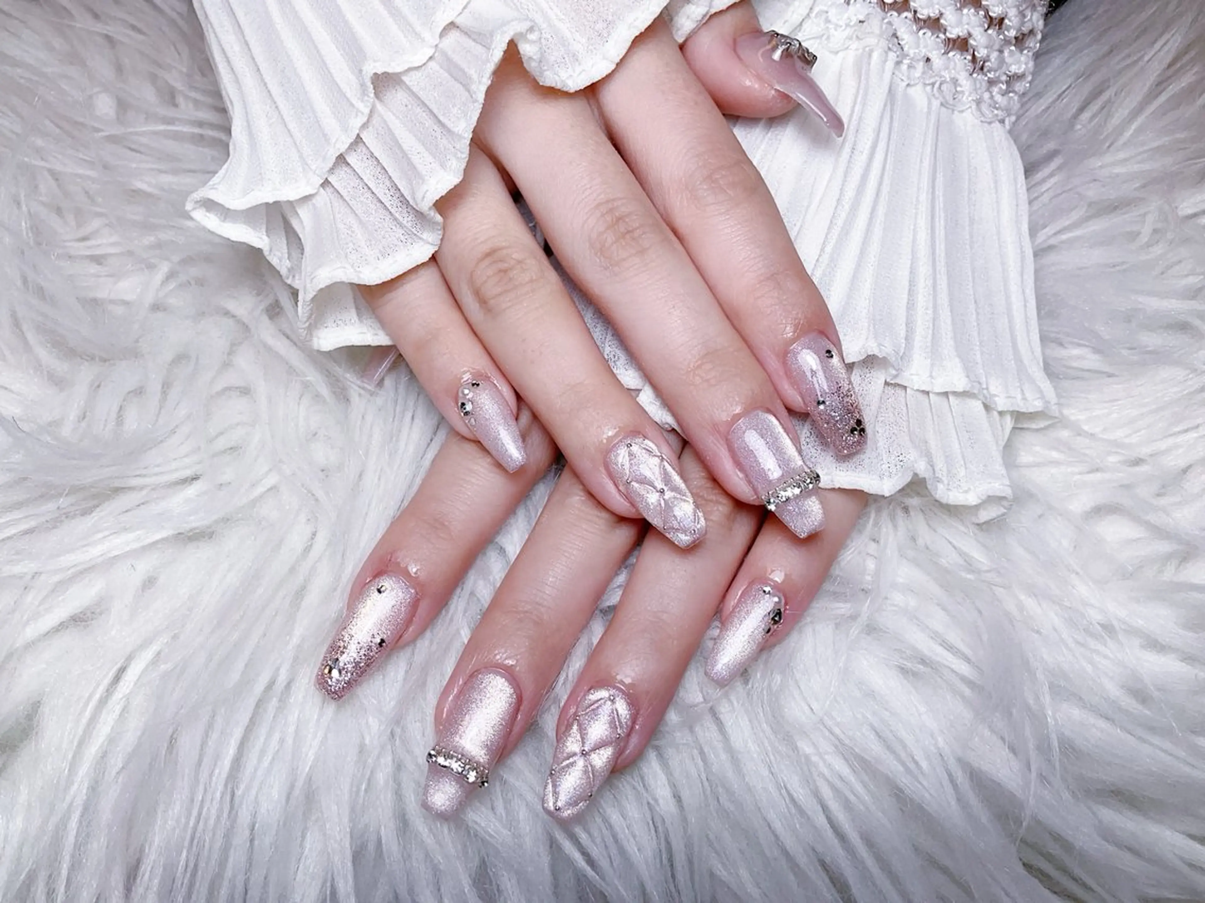 ネイル ハンドネイル 🌈Yun nail hyejin💋のネイルデザイン