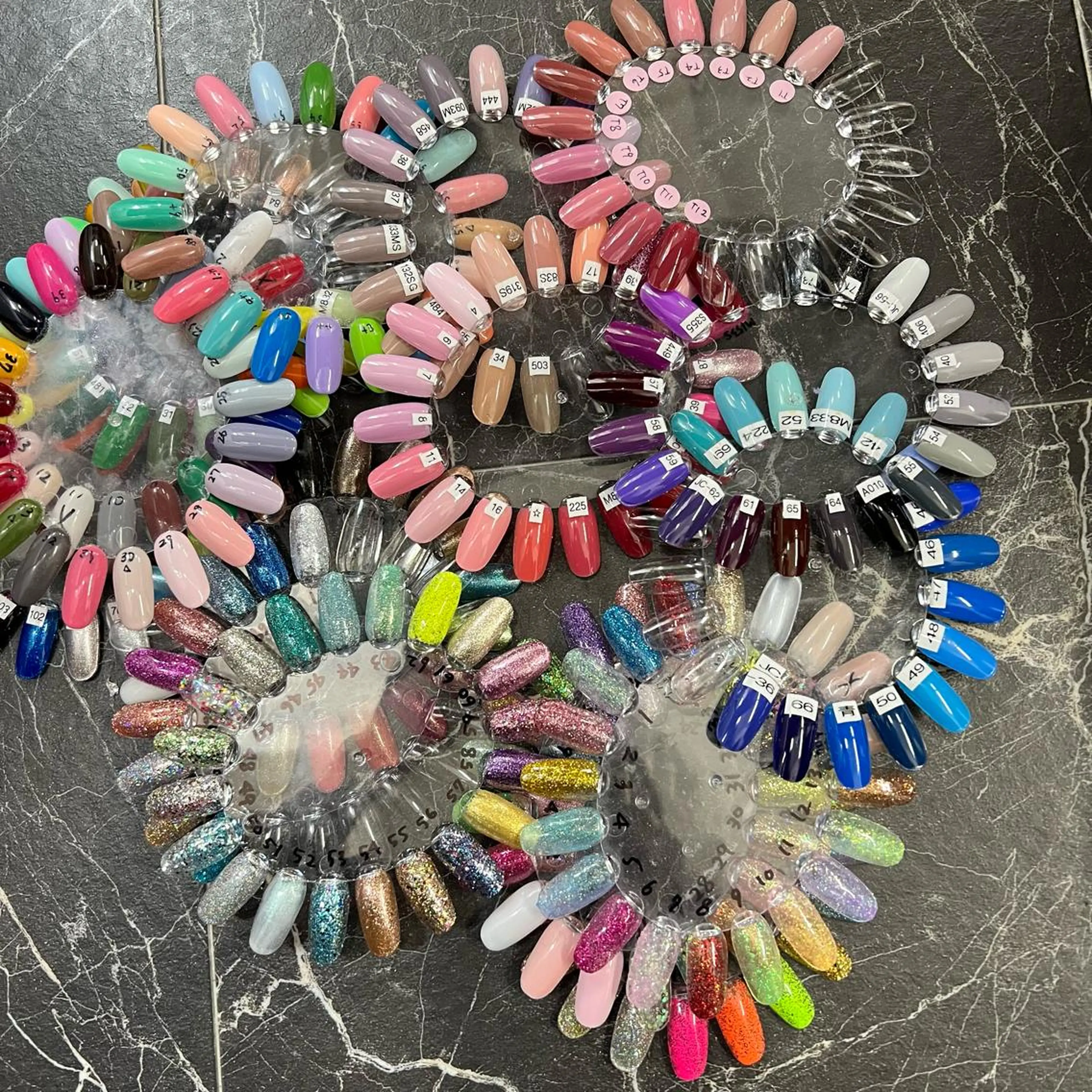 ネイル Minion所属・北浦和minion YUKIのマツエク・マツパデザイン