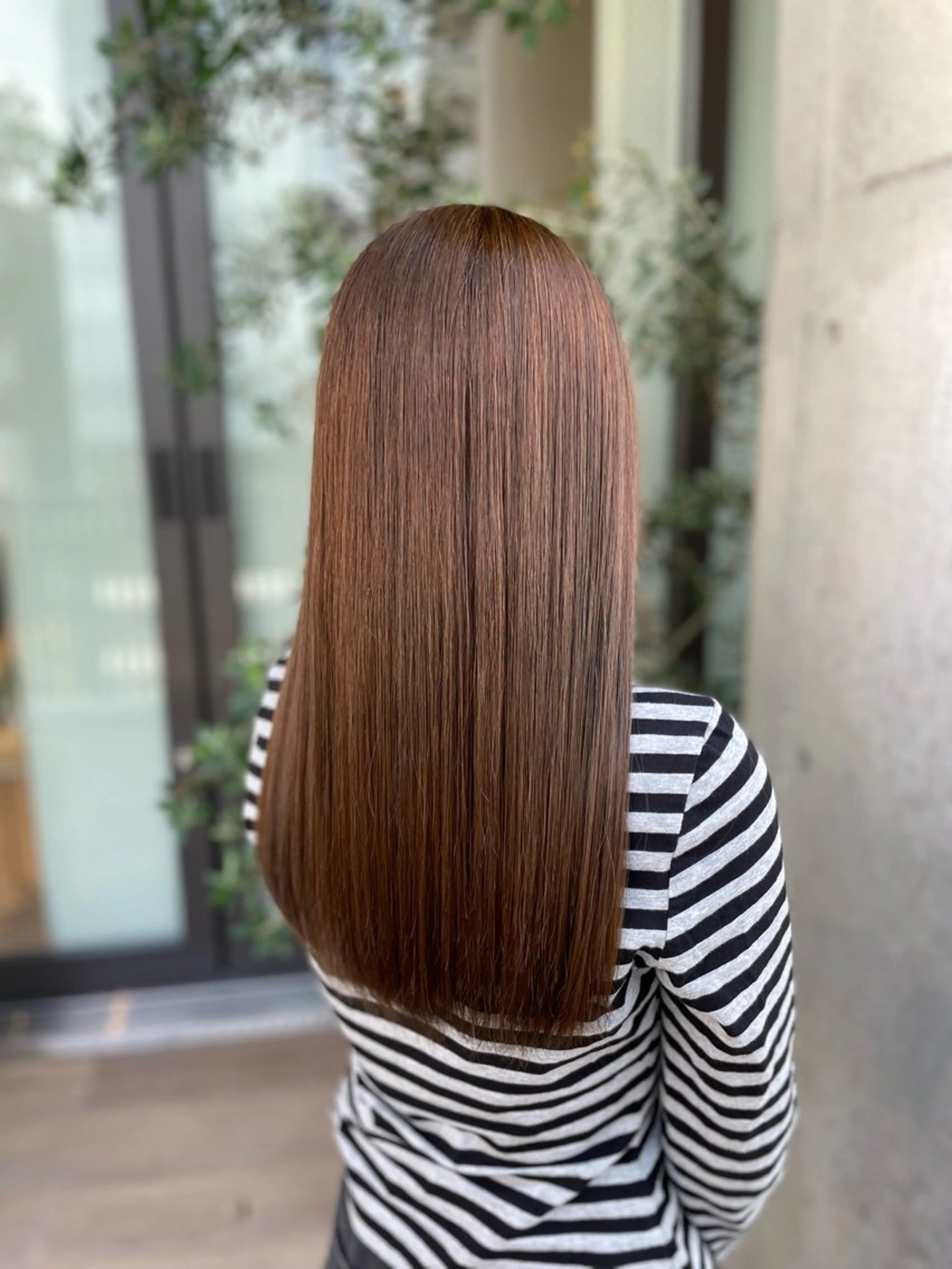 セミロング ヘアカラー 脱白髪染め白髪ぼかし TERA（寺崎）のヘアスタイル