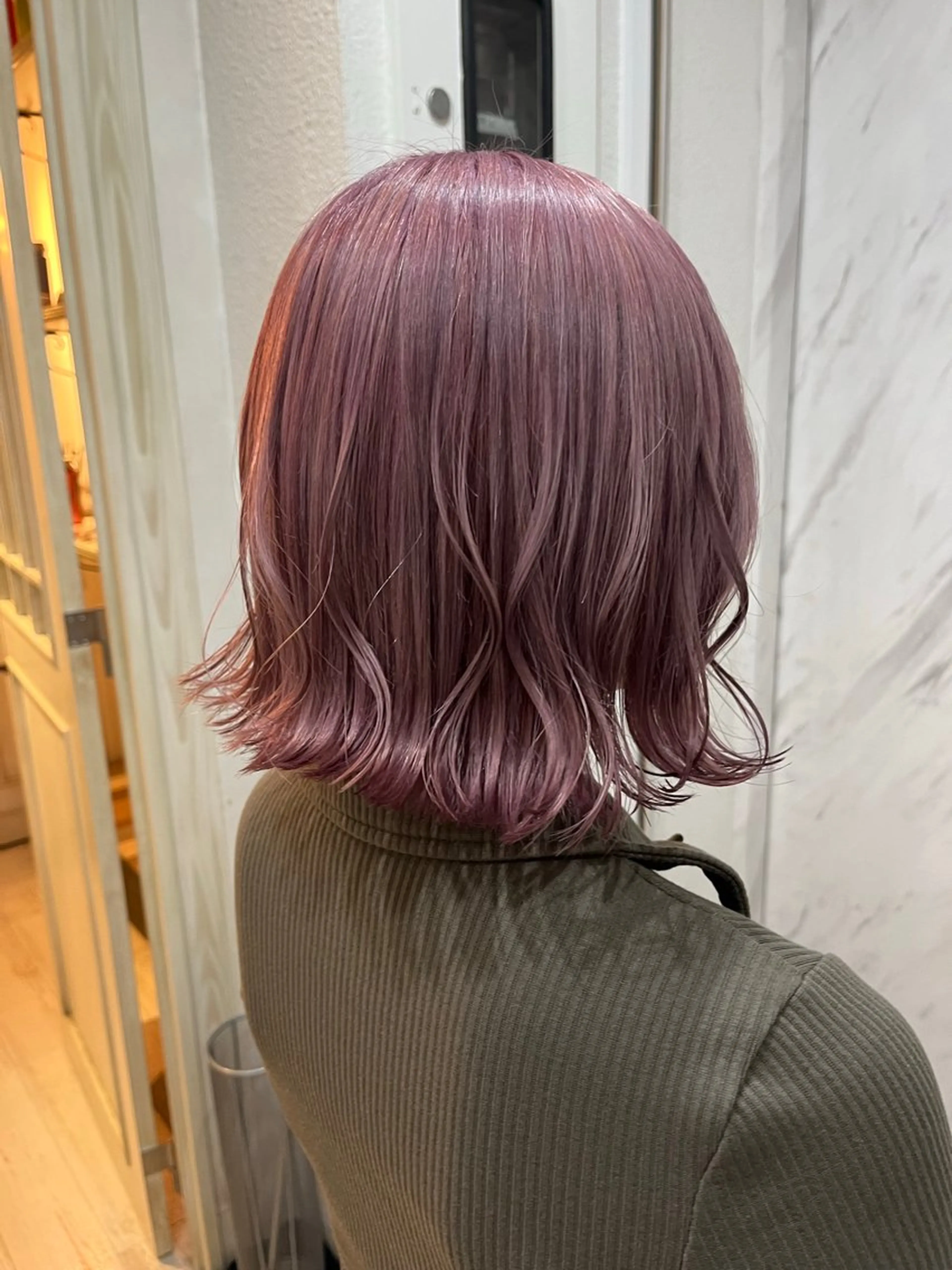 ミディアム カラー ヘアアレンジ カット ヘアカラー トリートメント 🐻‍❄️森山愛結美 🤍N°uairoのヘアスタイル