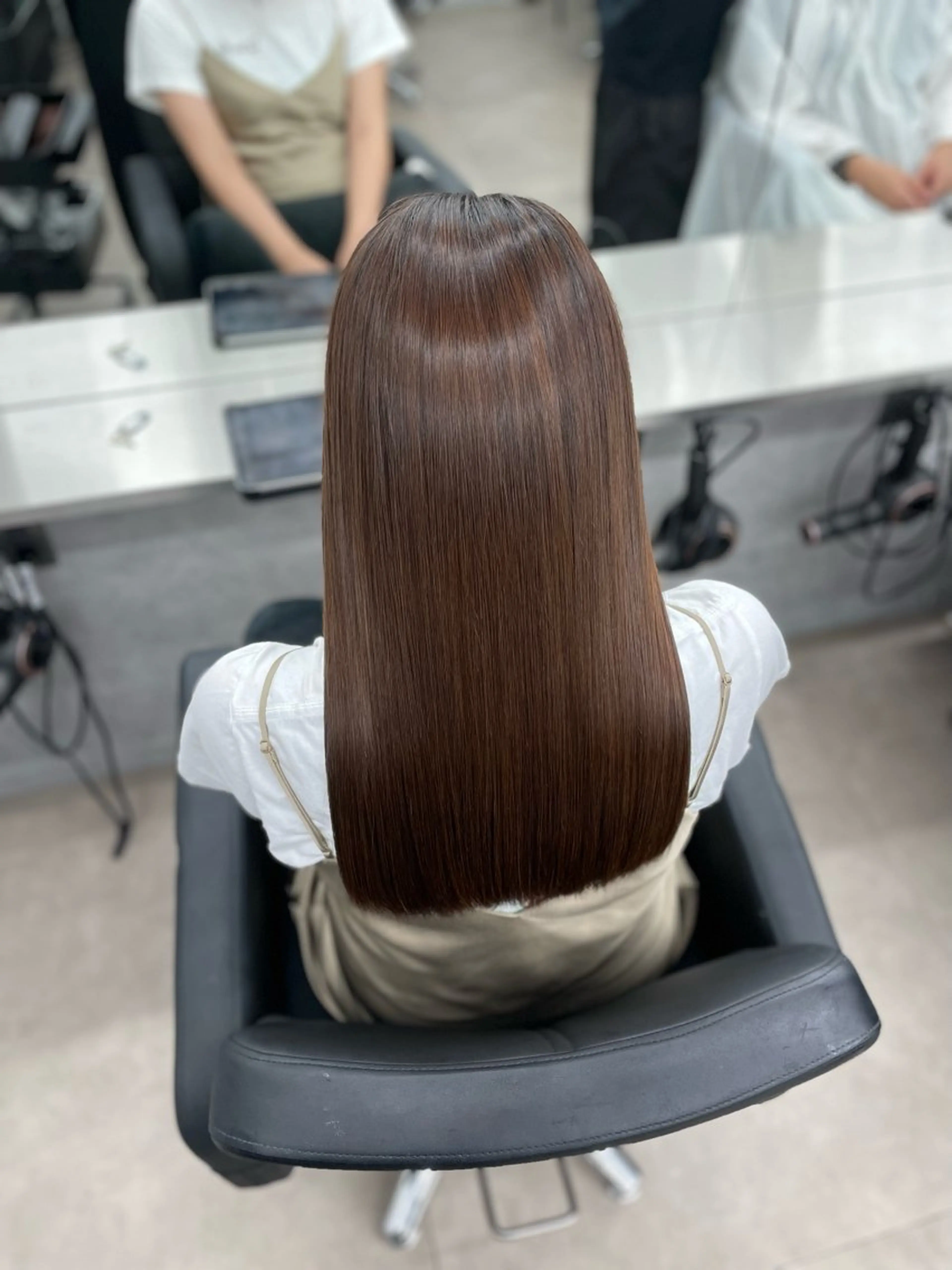 ロング カット 縮毛矯正 トリートメント ✨髪質改善 艶髪ロング✨イリスのヘアスタイル