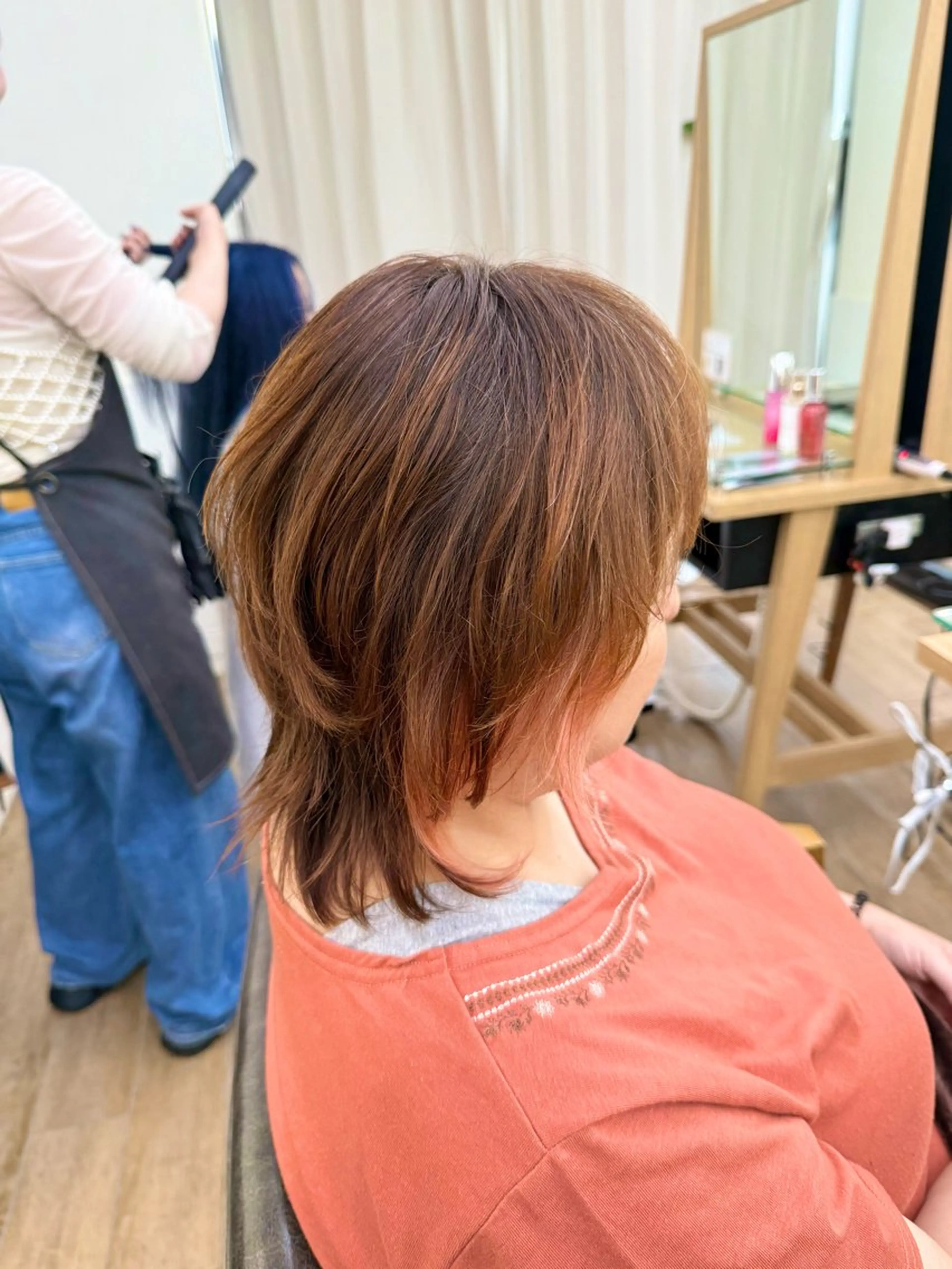 ミディアム カラー イヤリングカラー インナーカラー ピンクカラー ヘアカラー トリートメント ハイライト/ウルフ/ 💙鶴岡　愛💙のヘアスタイル
