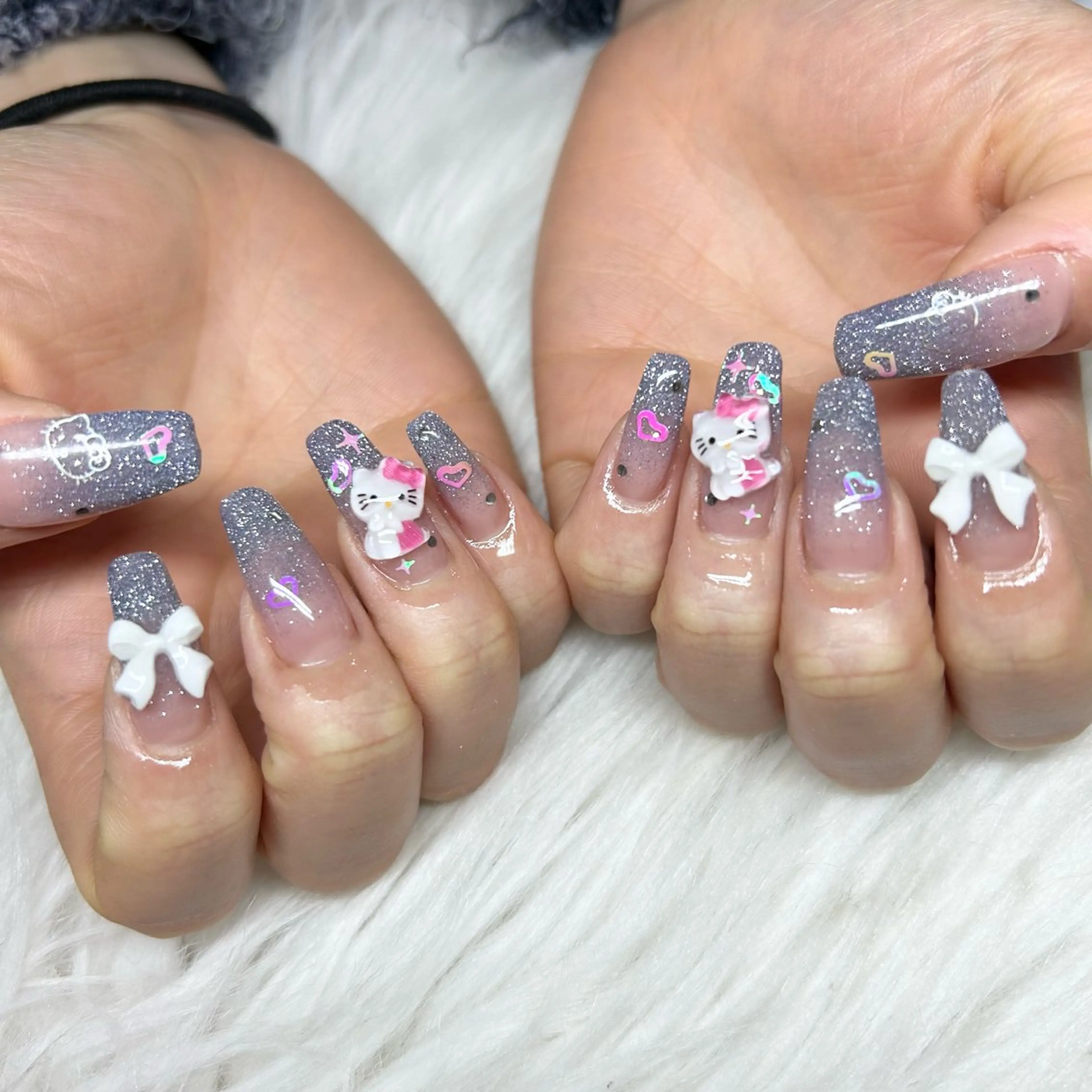 ロング ハンドネイル -Rien- プライベートサロンのネイルデザイン
