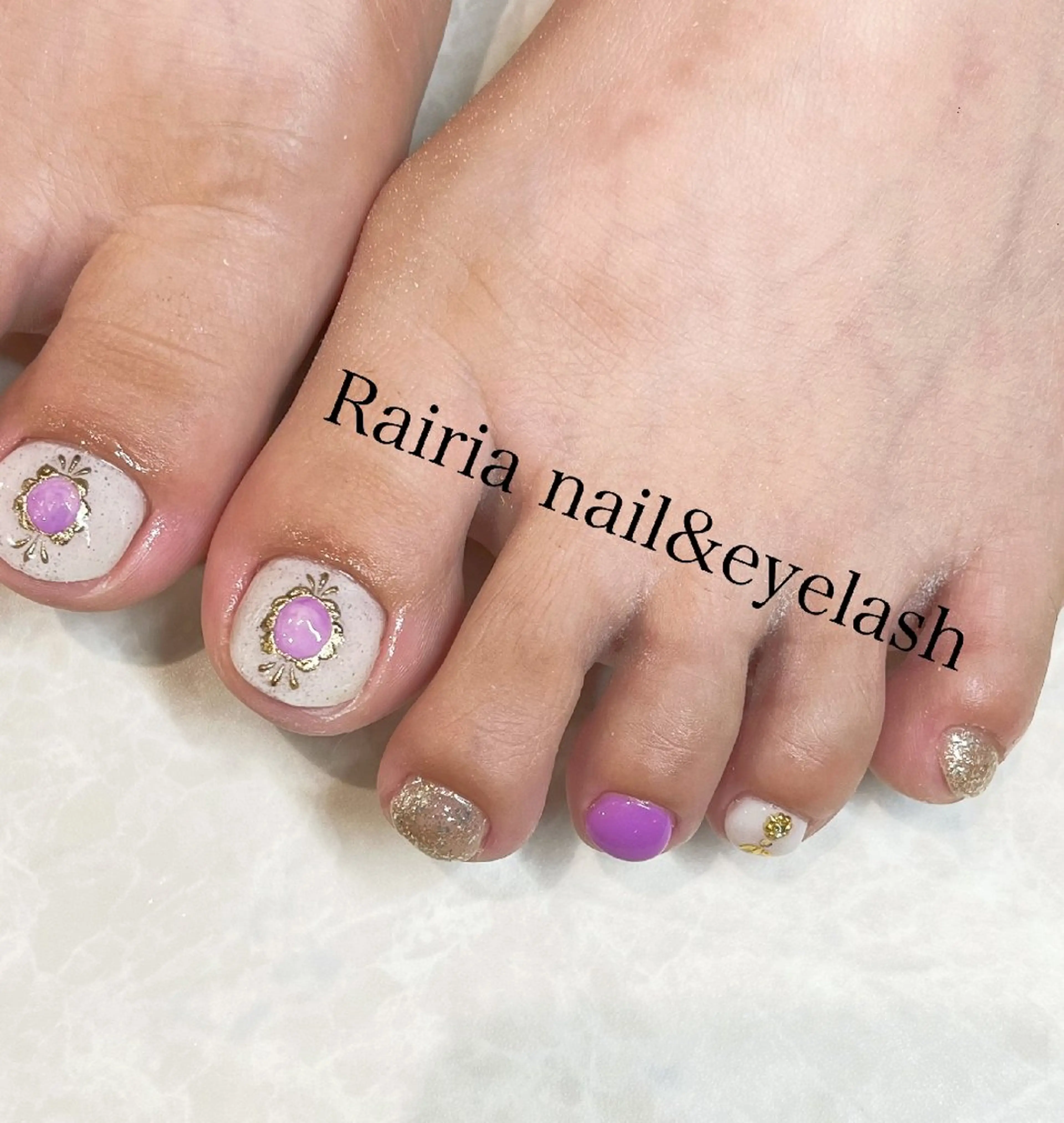 ネイル アートネイル フットネイル ジェルネイル ニュアンスネイル パラジェル Rairianail 小手指店のネイルデザイン