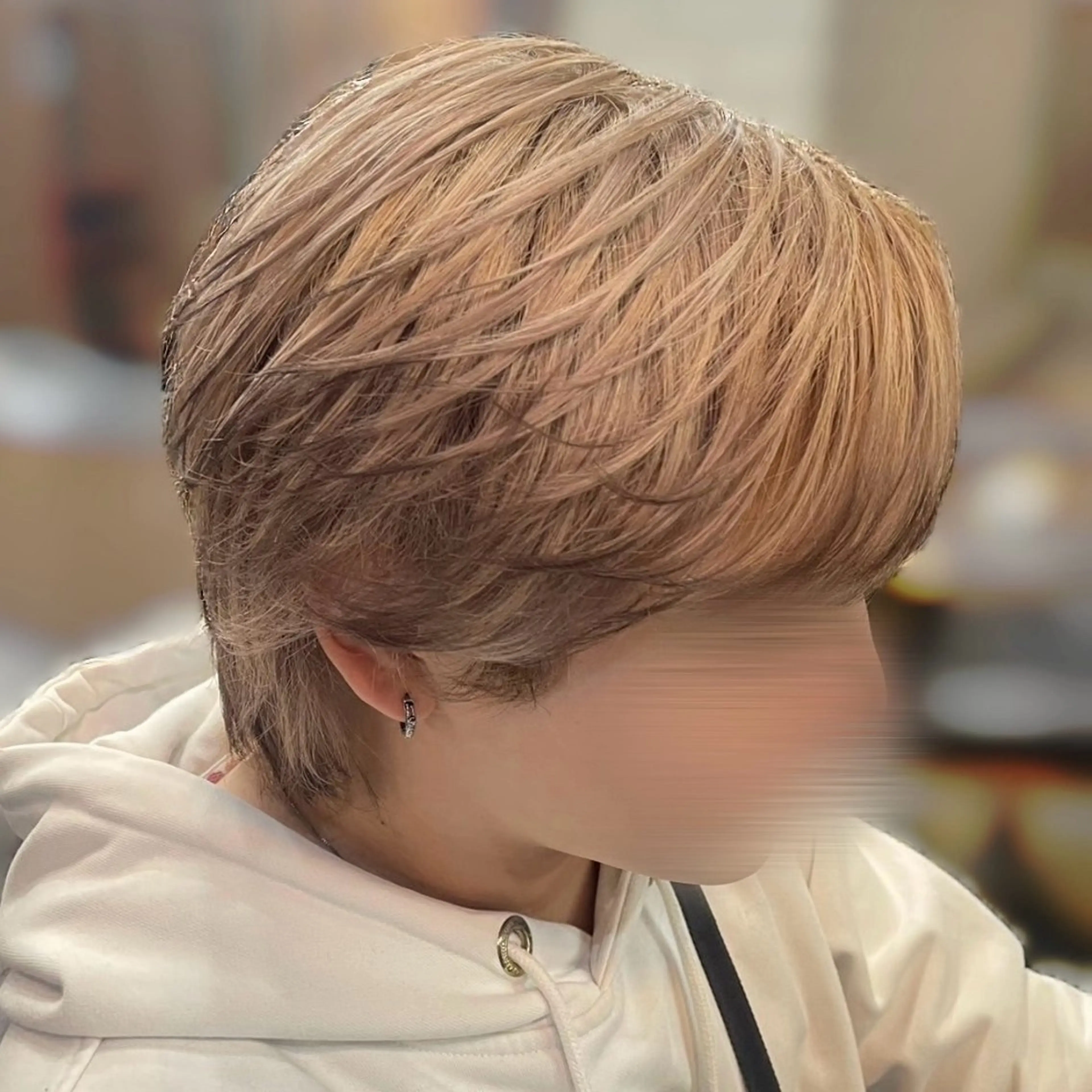 ミディアム カラー ベージュカラー ブラウンカラー ダークブラウン ピンクカラー ピンクベージュ ヘアカラー トリートメント Natsuki🤍 透明感×艶カラー🫧のヘアスタイル