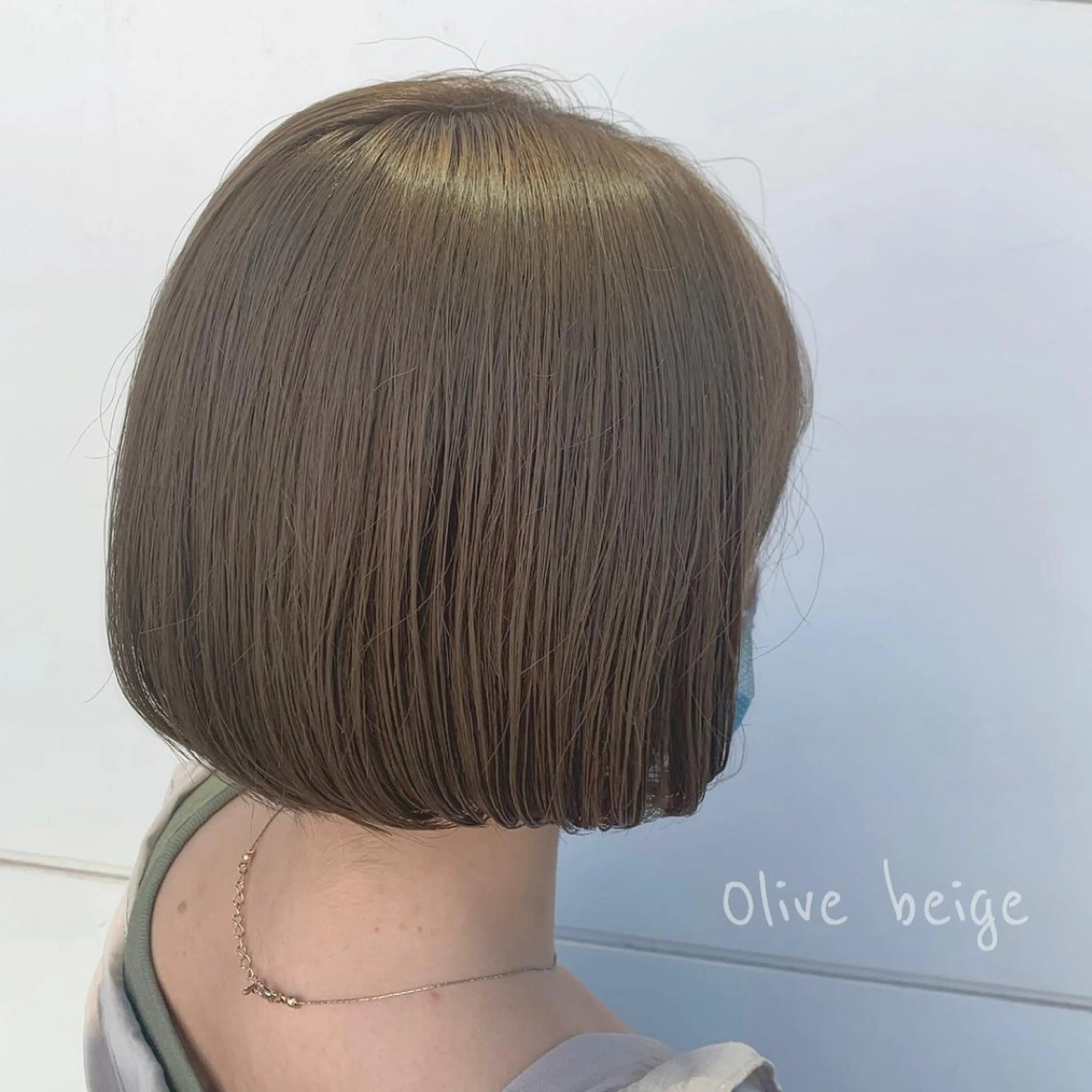 ミディアム カラー ベージュカラー オリーブベージュ ボブ カット ヘッドスパ RINA🧤 デザインとボブのヘアスタイル