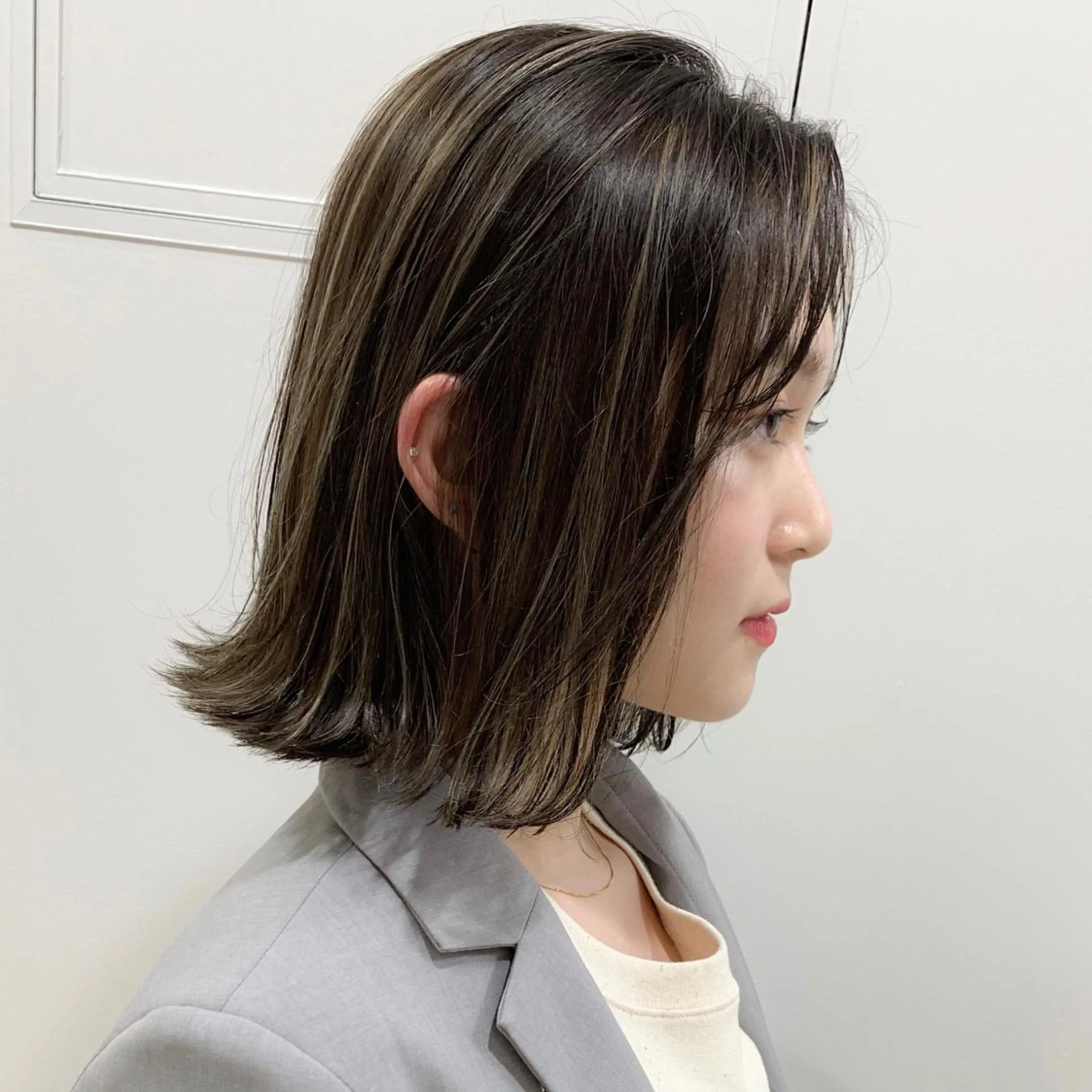 ミディアム カラー ブリーチ ハイライトカラー ハイライト 渋谷ブリーチカラー 韓国ヘアyuikoのヘアスタイル