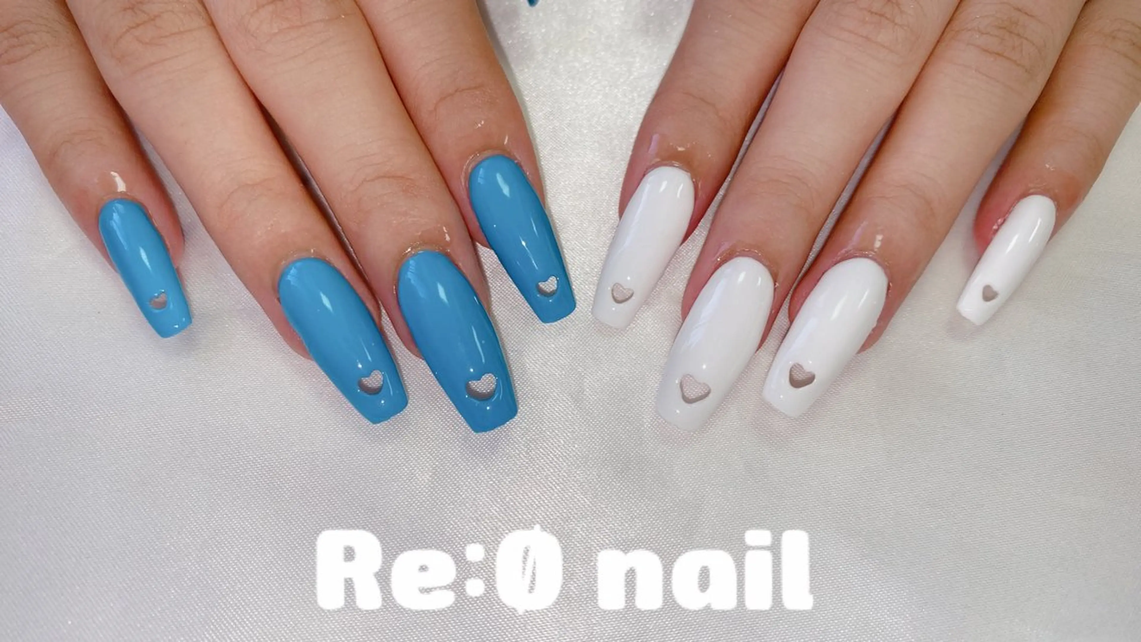 ネイル ホワイト Re:Ø nail 🩵TSUJIのネイルデザイン
